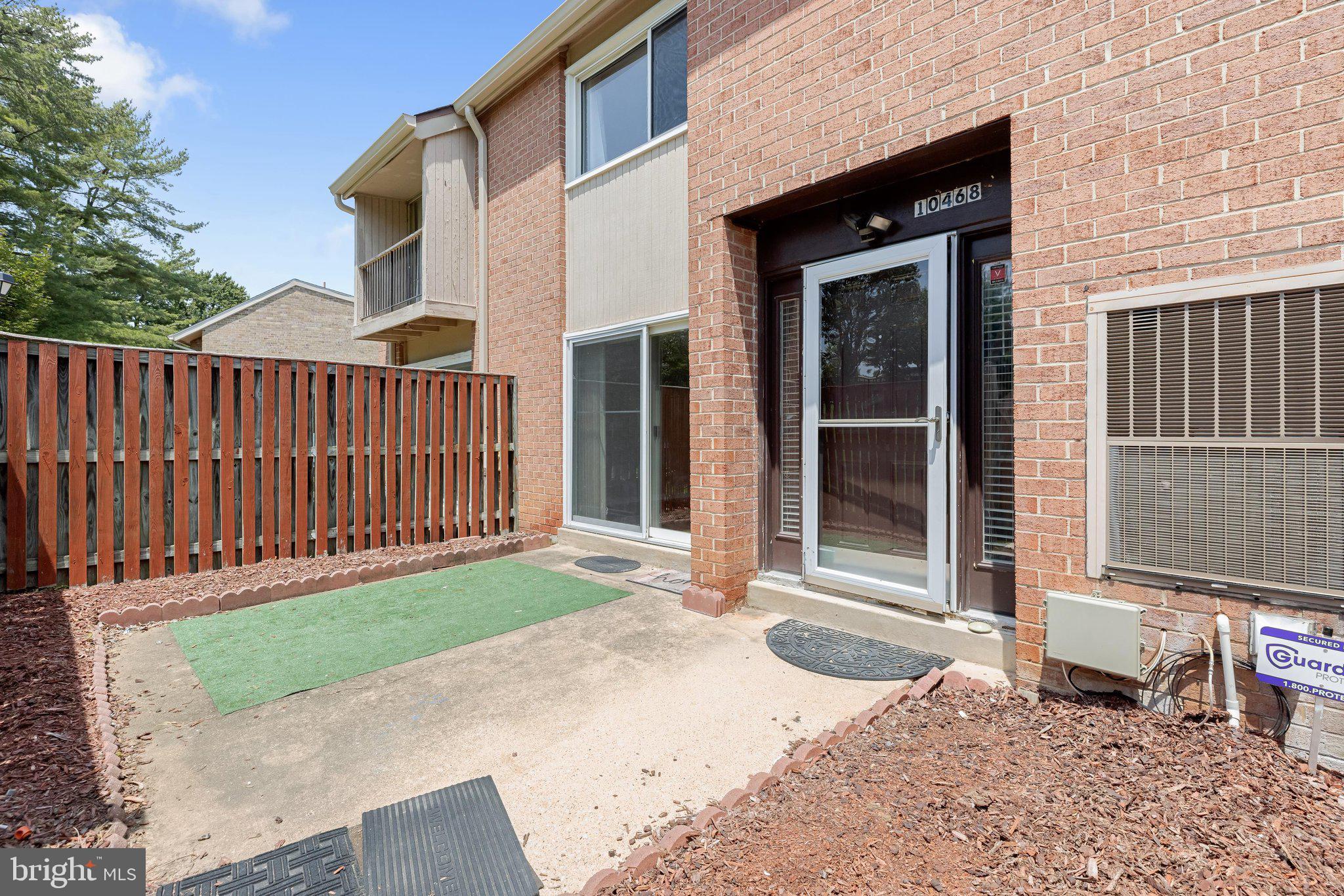 VILLAGE OF WILDE LAKE - Residential