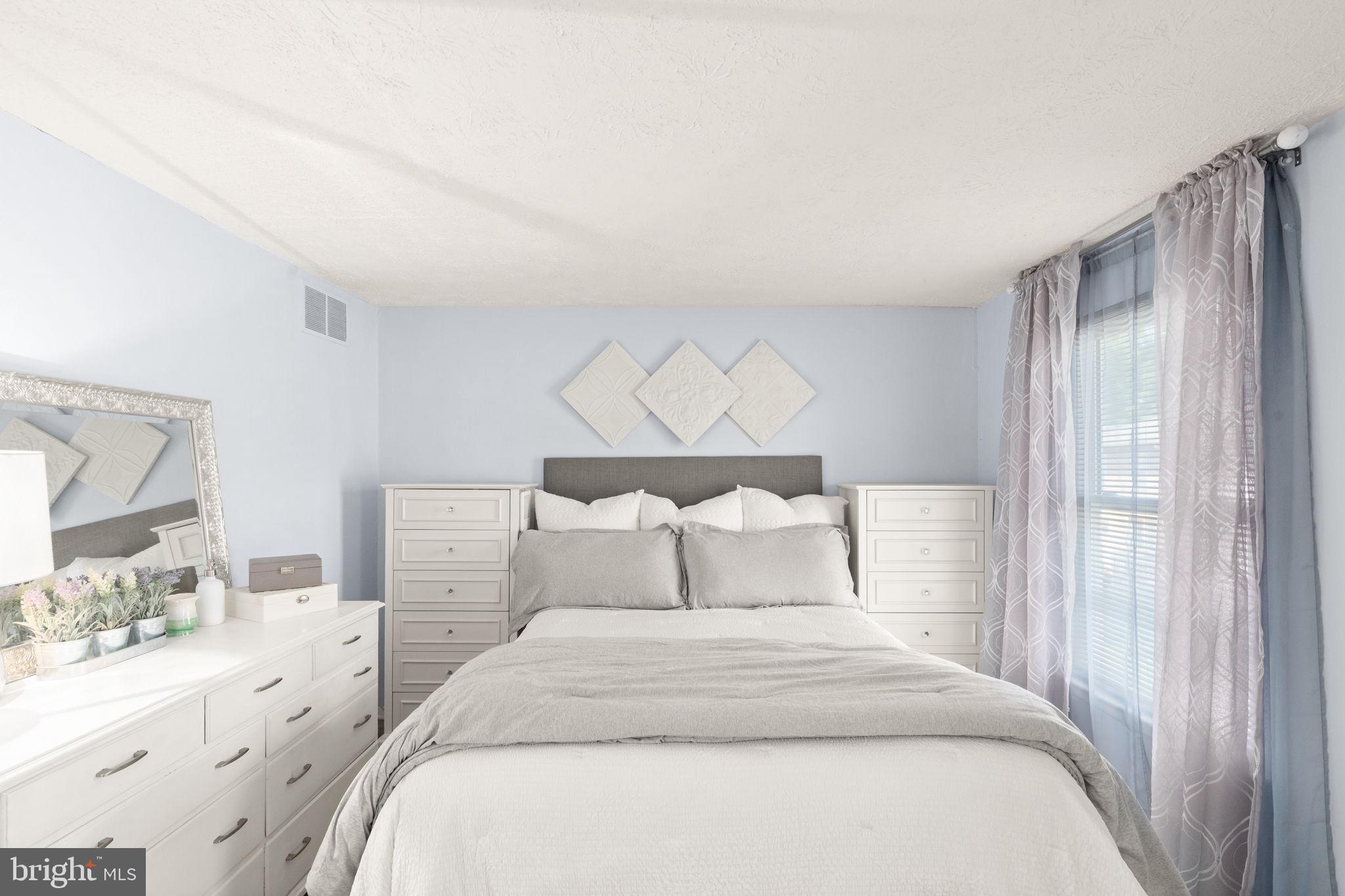 GREENBRIER HILLS - Residential
