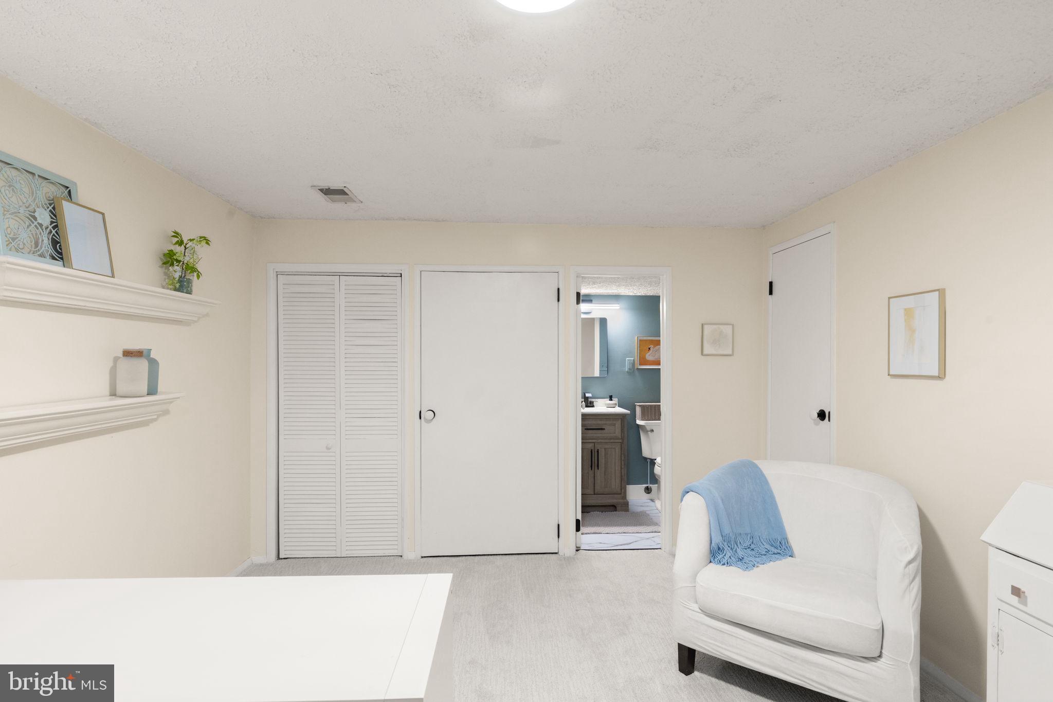 GREENBRIER HILLS - Residential