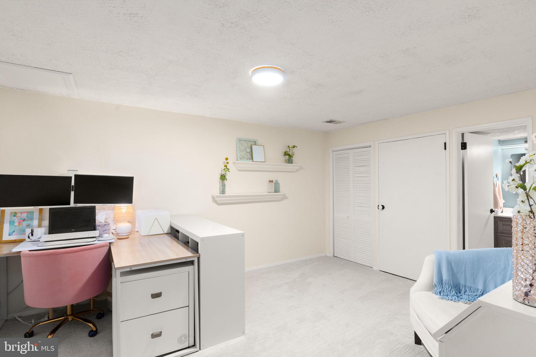 GREENBRIER HILLS - Residential