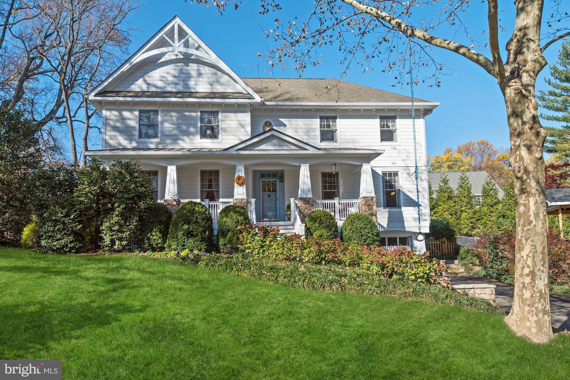 Stunning Arts & Crafts w/ welcoming front porch and gorgeous landscaping. Open main level, perfect for entertaining.  Hardwood floors and exquisite finishes throughout.  Eat-in kit, opens into expansive FR w/ built-ins & gas fireplace. Separate DR & butler's pantry. Owner's suite w/ 2 walk-in closets & luxurious BA + 4 generous BR s.  Total lot size is 0.23 acres/10K sq. ft. Close to Jamestown!
