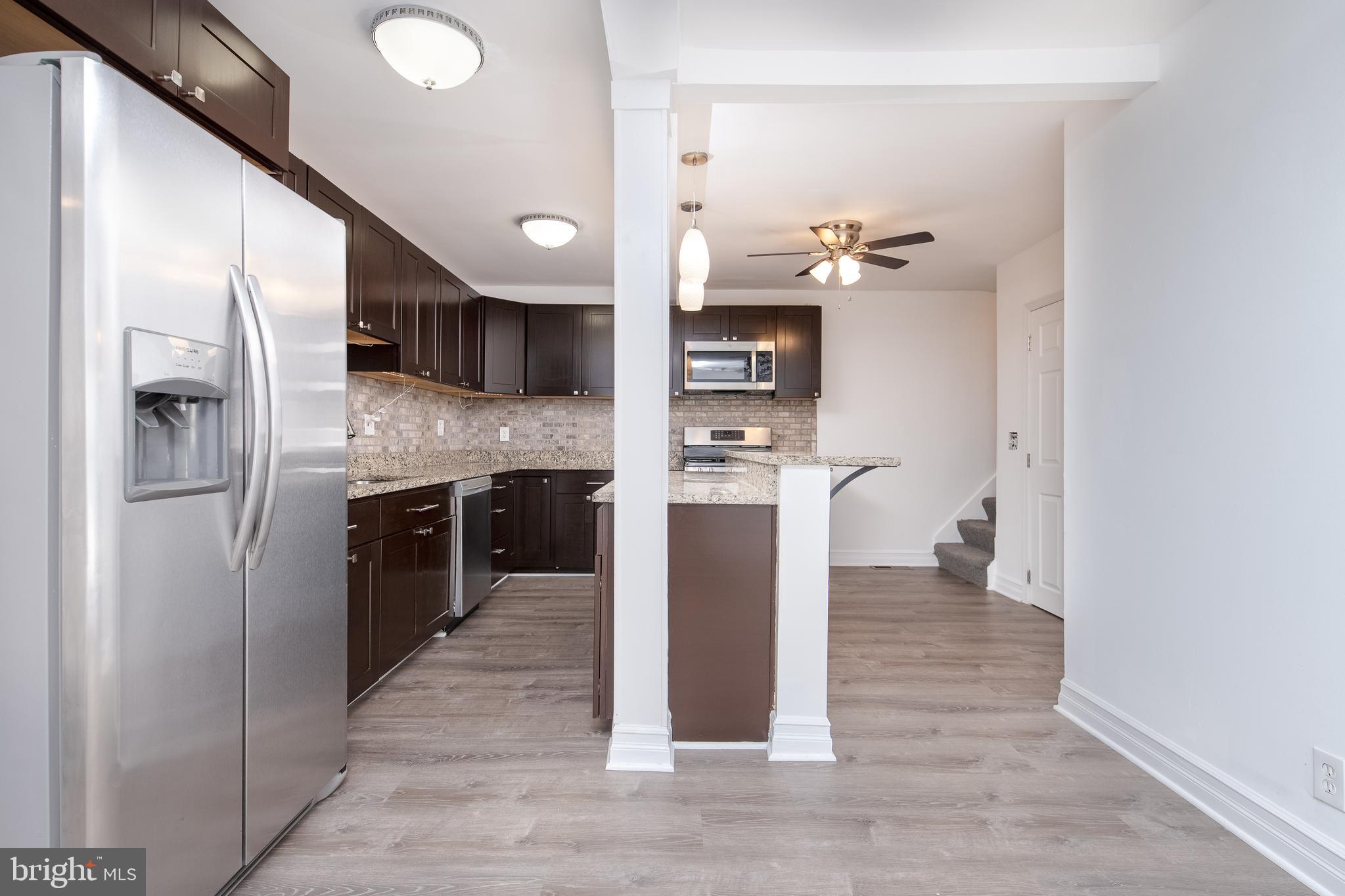MIDDLE RIVER - Residential