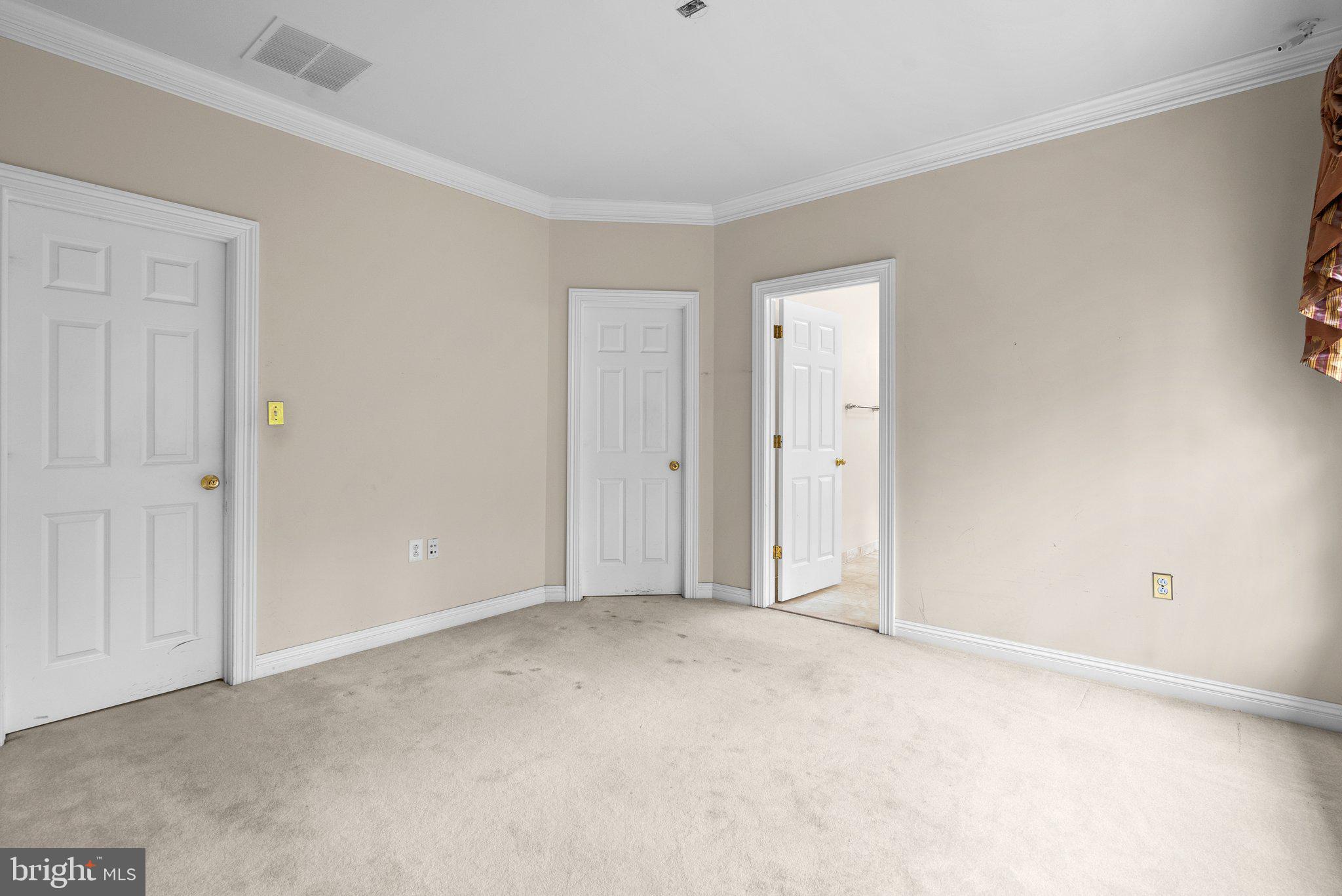BRADLEY HILLS GROVE - Residential