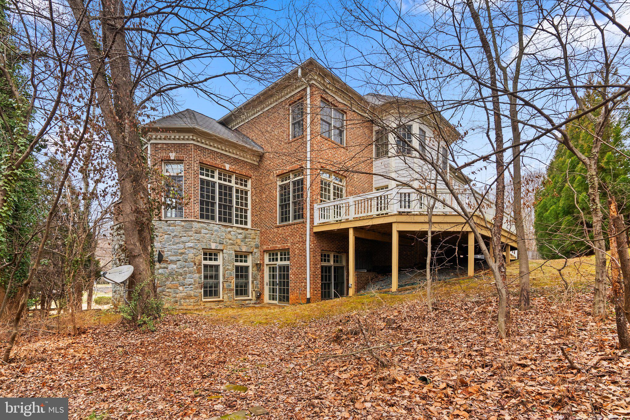 BRADLEY HILLS GROVE - Residential