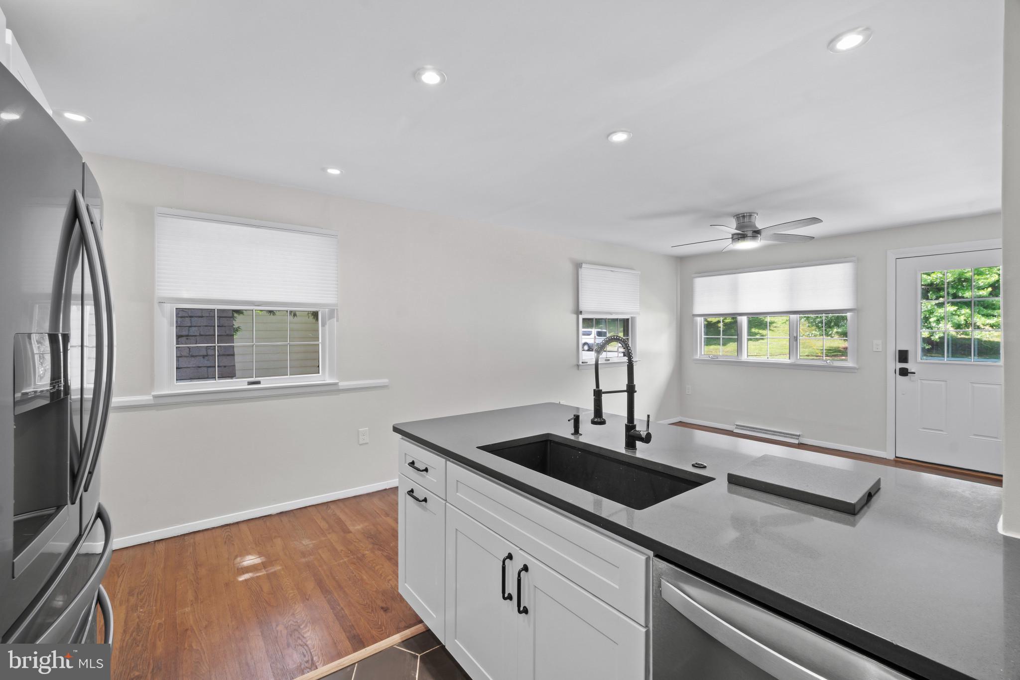 TOLLGATE - Residential