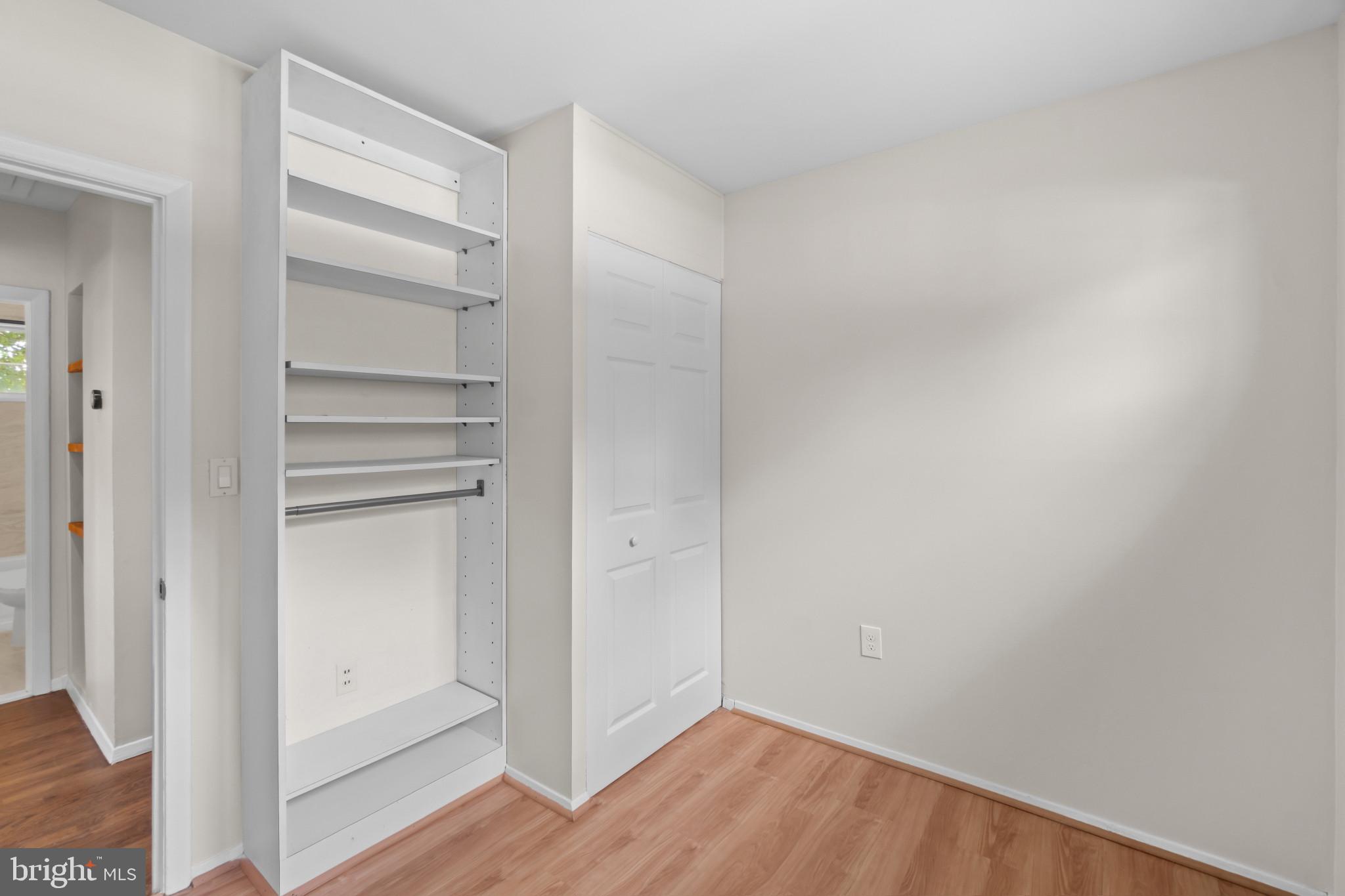 TOLLGATE - Residential