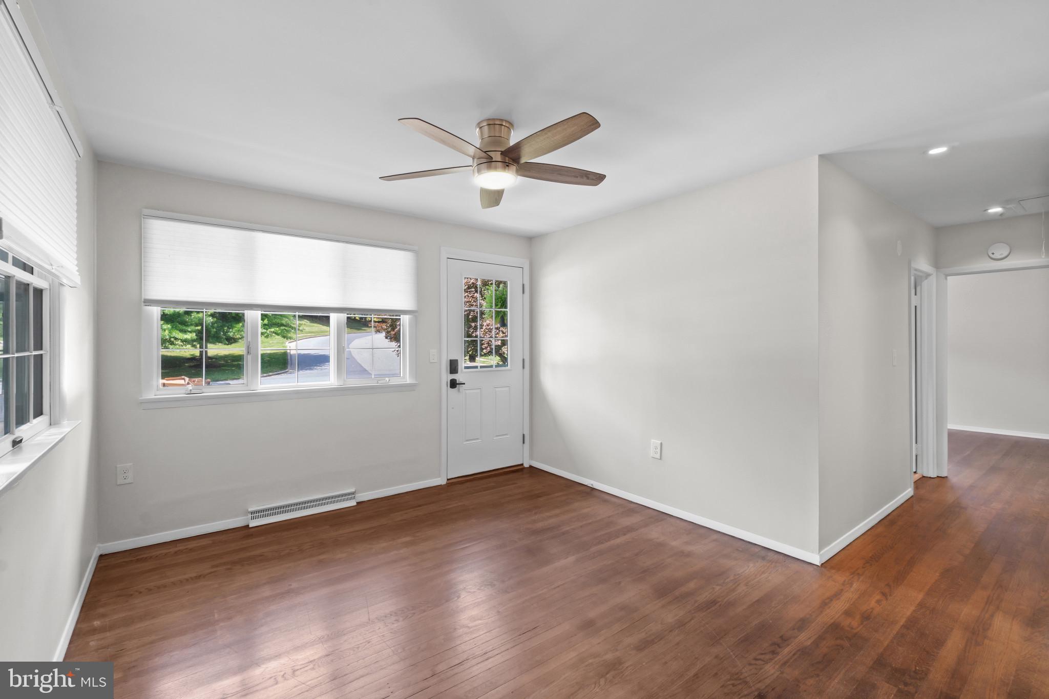 TOLLGATE - Residential
