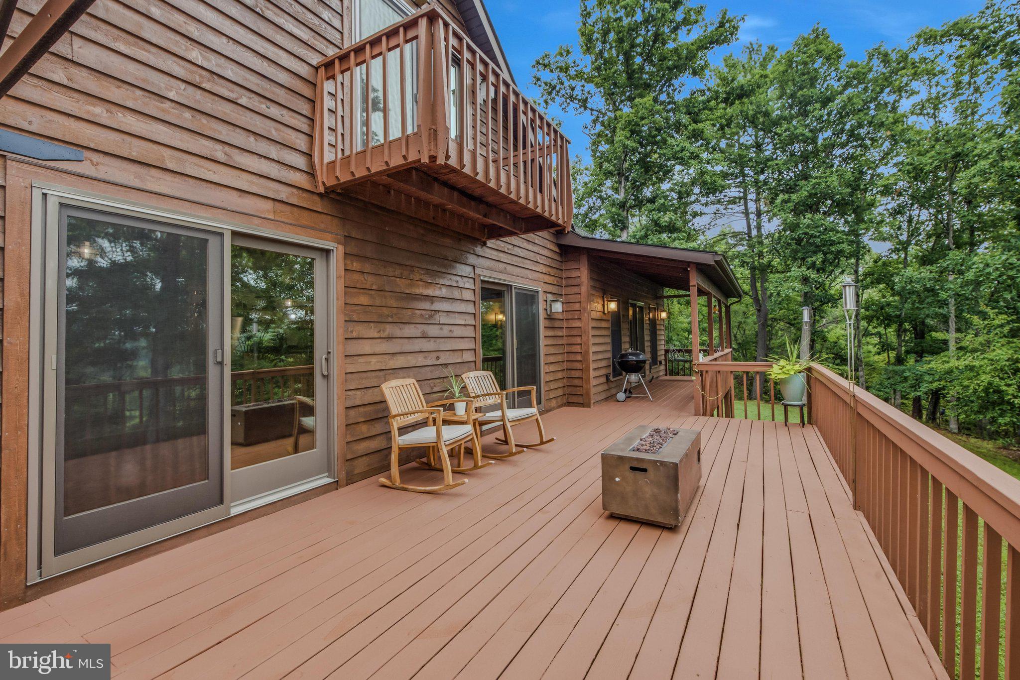OLD MILL MANOR - Residential