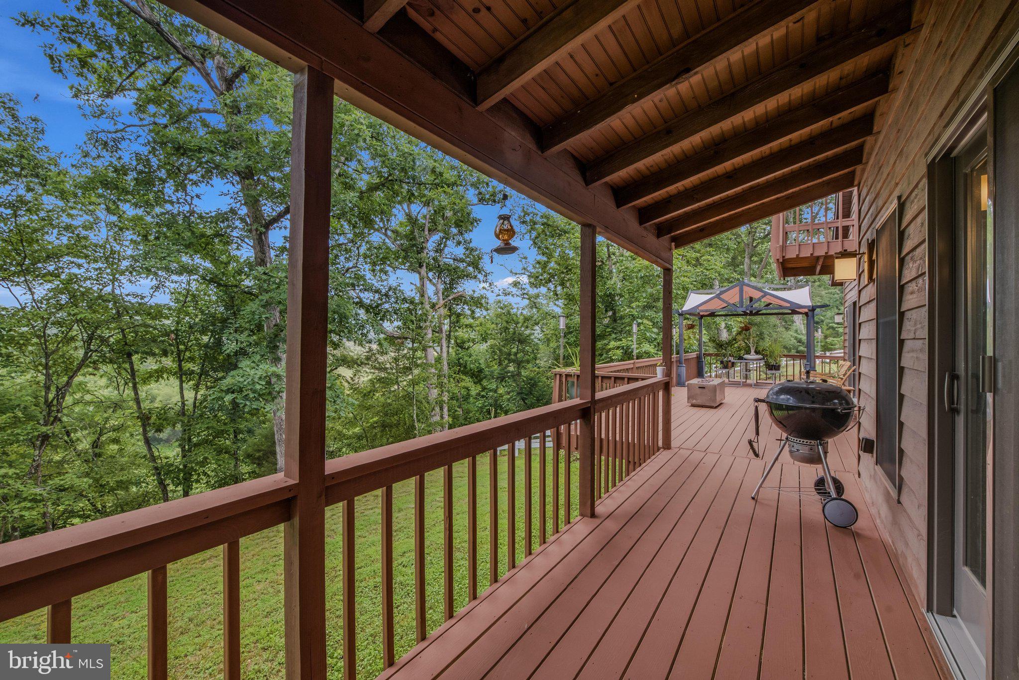 OLD MILL MANOR - Residential