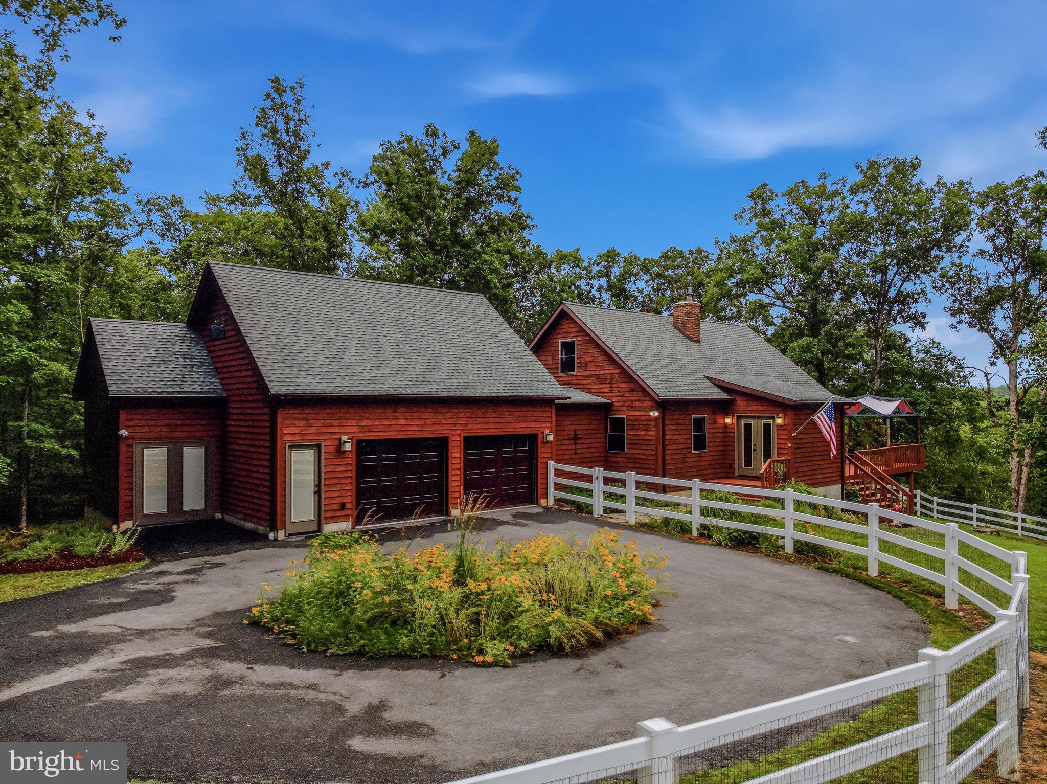 OLD MILL MANOR - Residential
