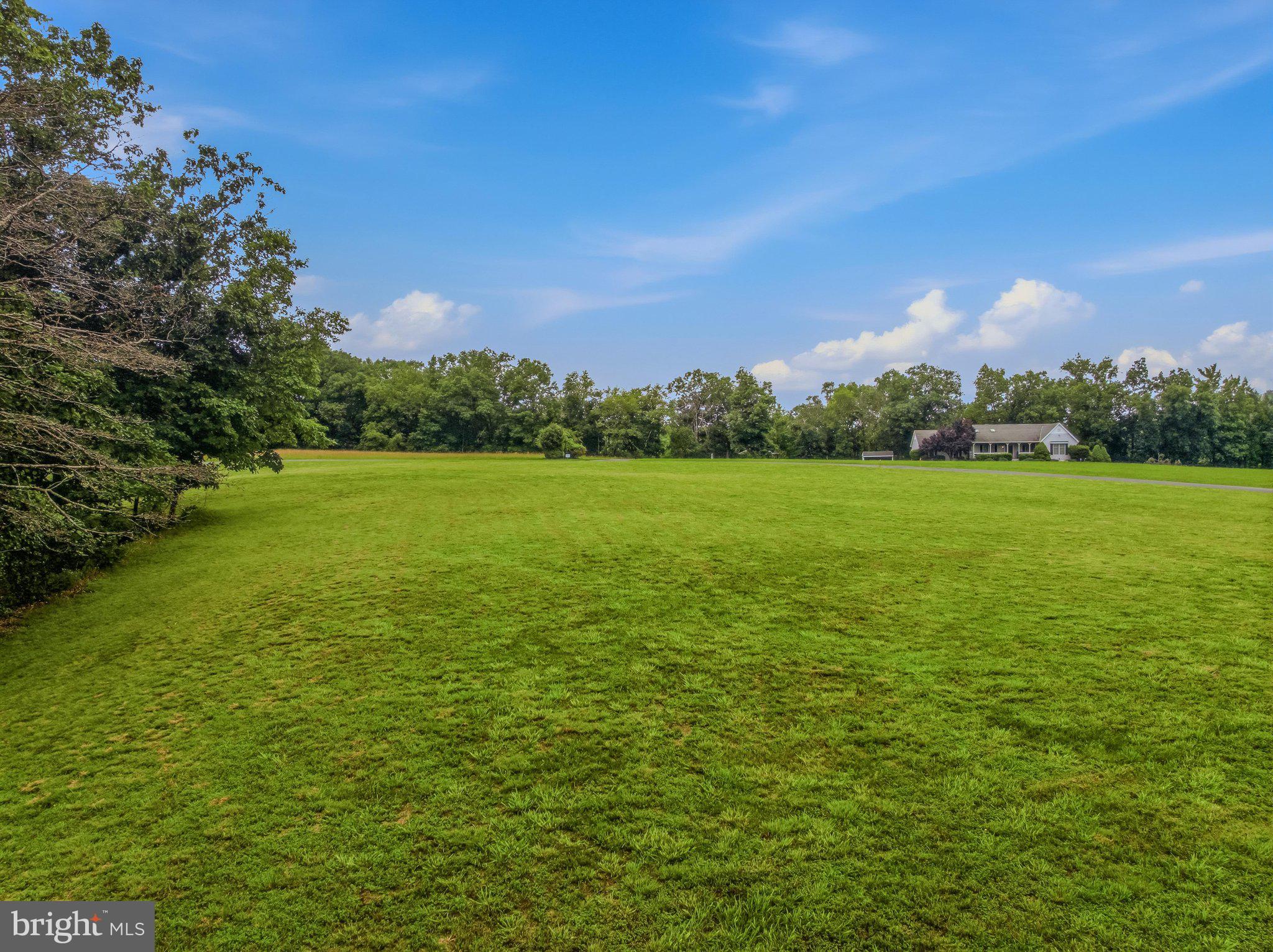 OLD MILL MANOR - Residential