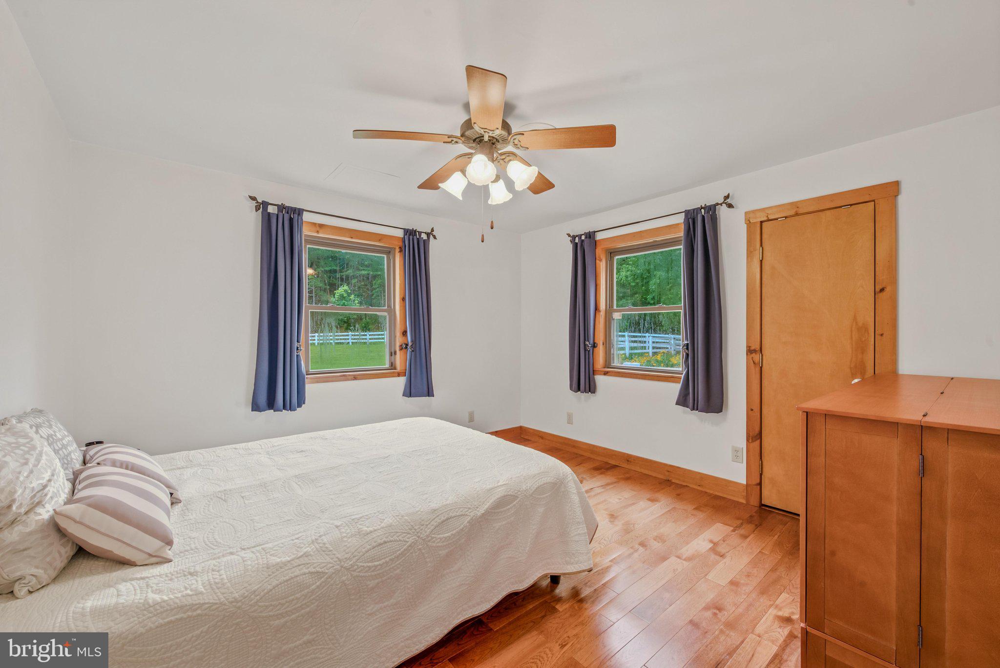 OLD MILL MANOR - Residential