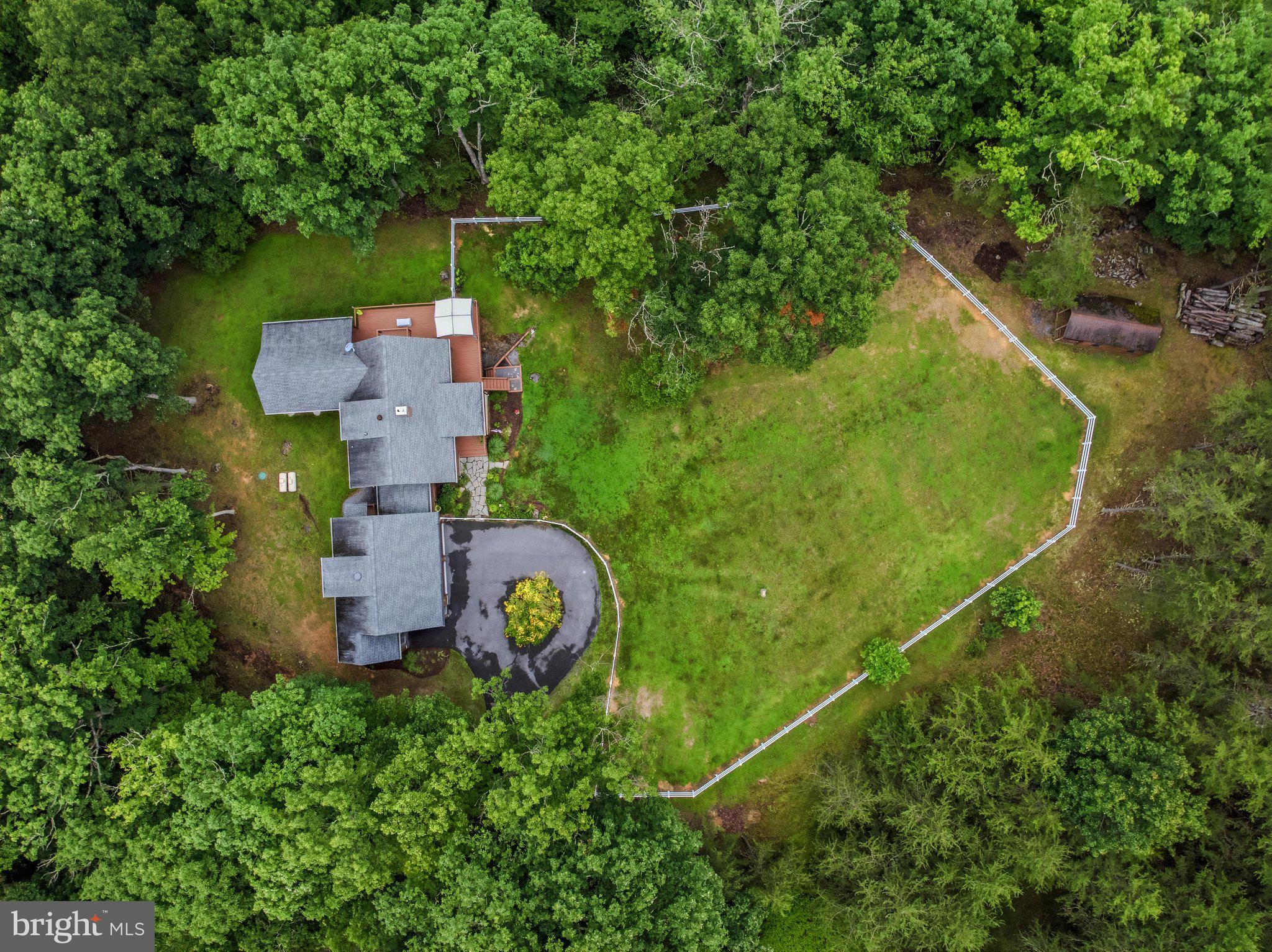 OLD MILL MANOR - Residential
