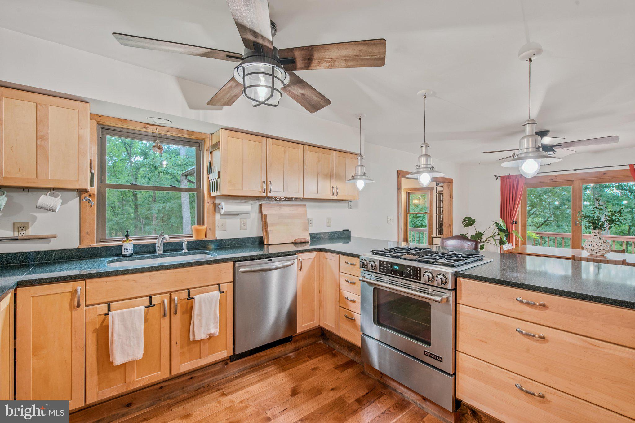 OLD MILL MANOR - Residential