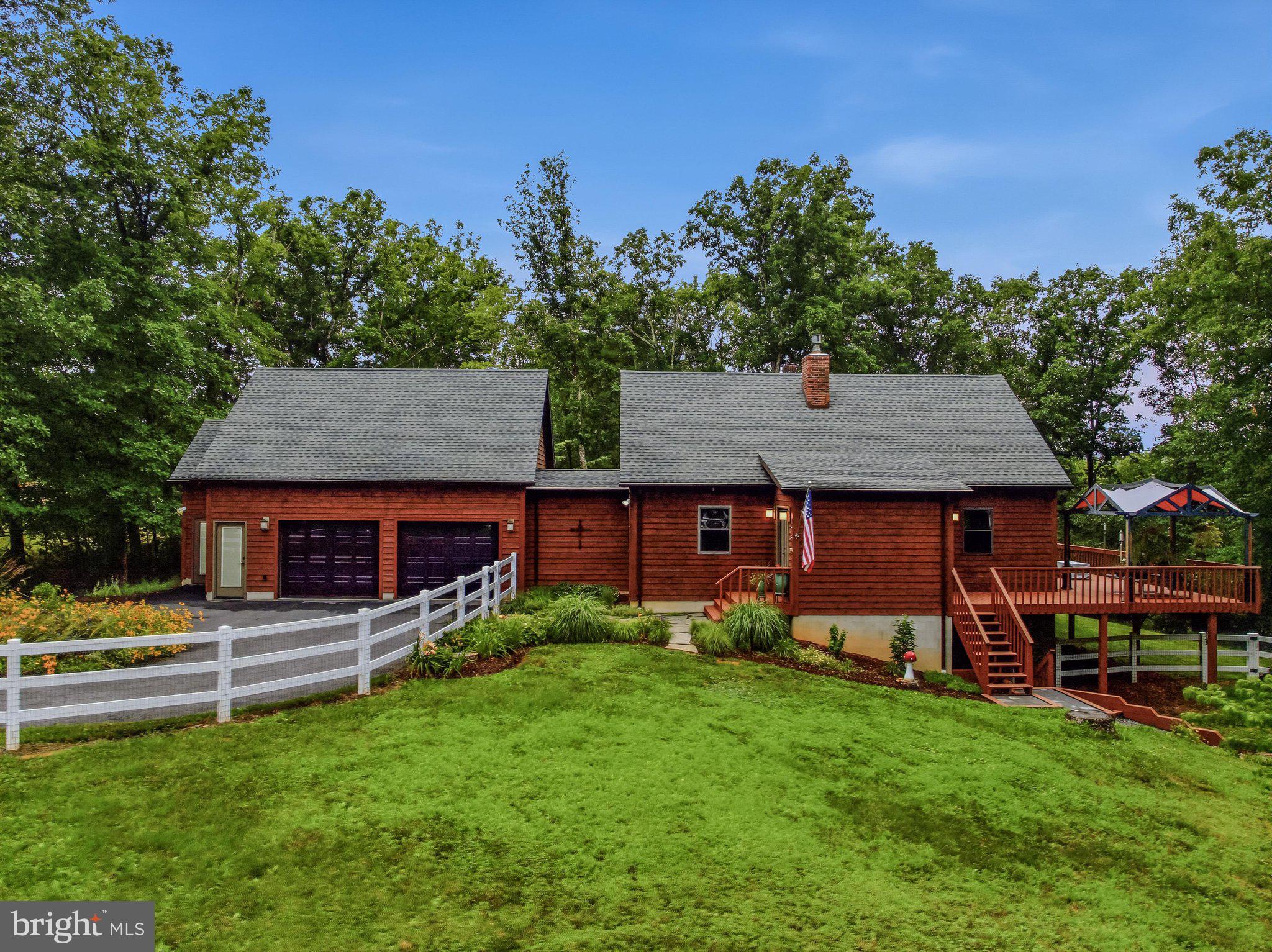 OLD MILL MANOR - Residential