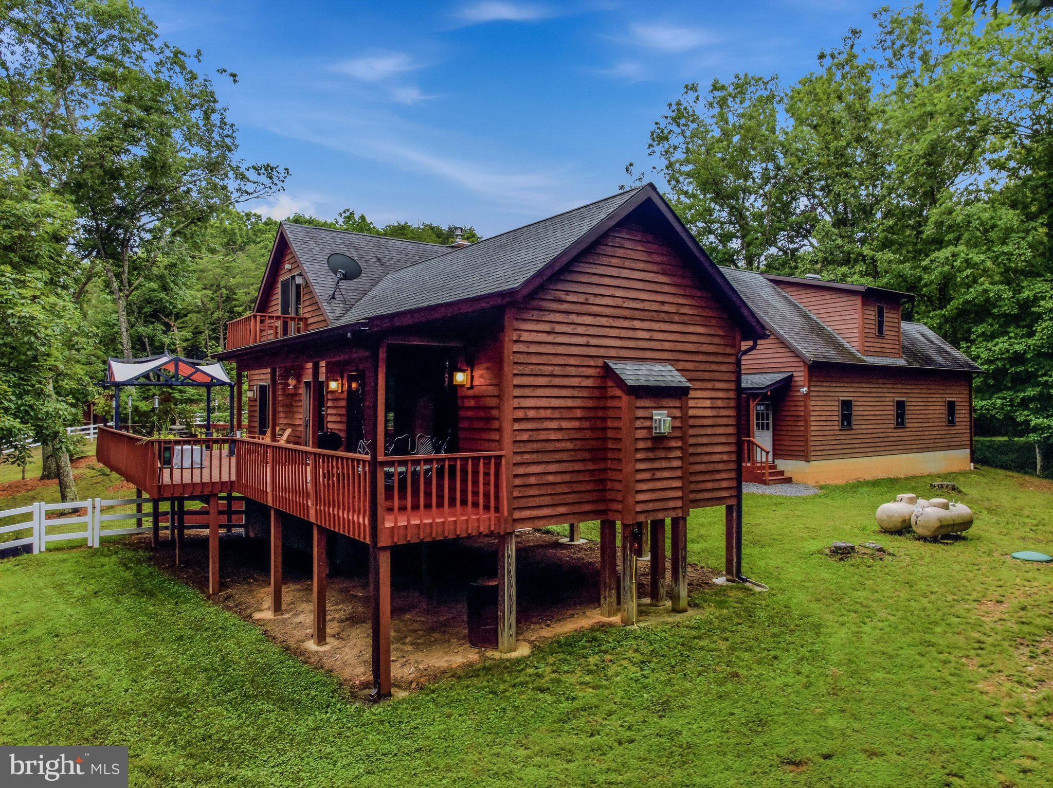 OLD MILL MANOR - Residential
