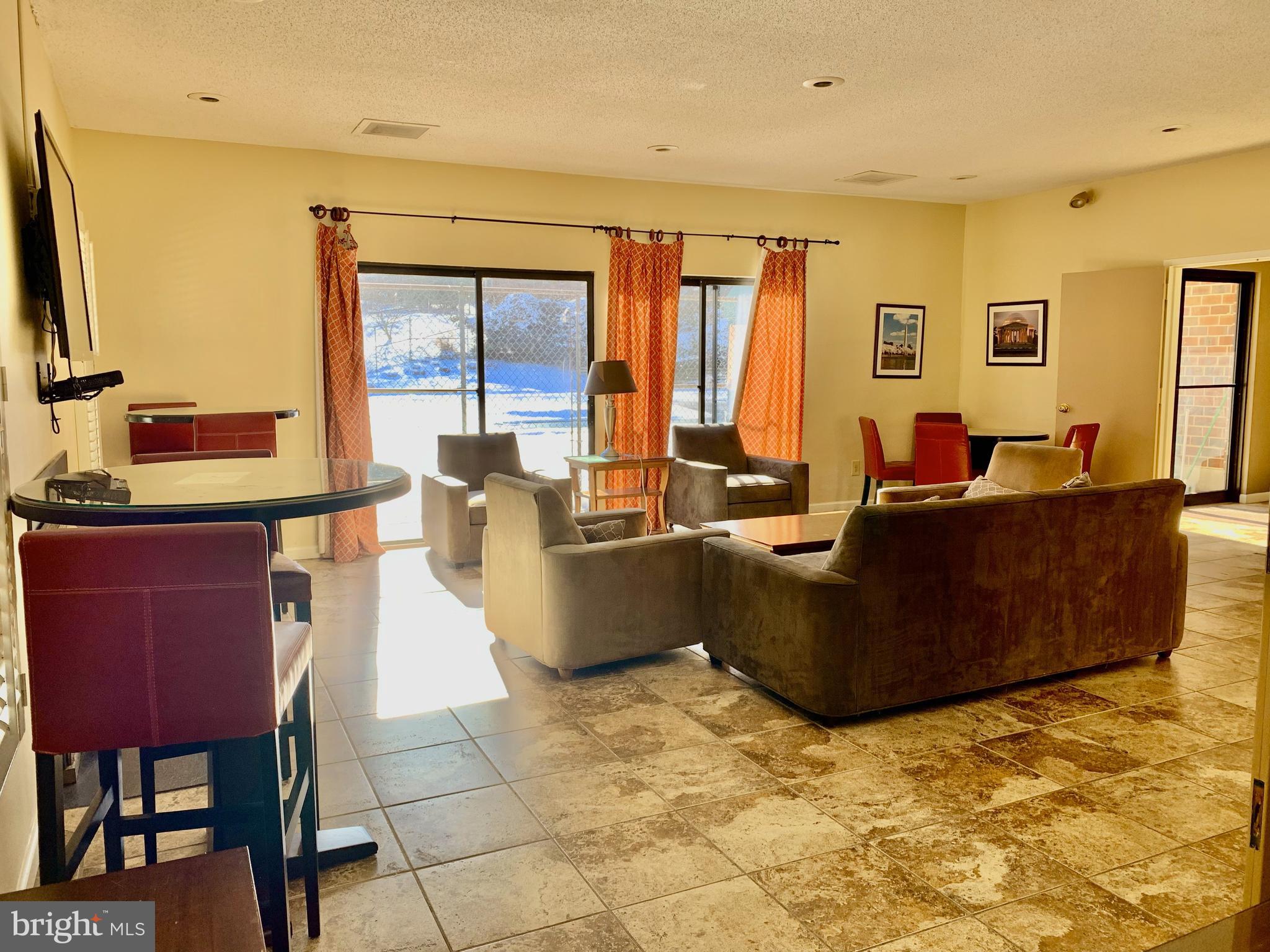 ASTORIA CONDOMINIUM - Residential