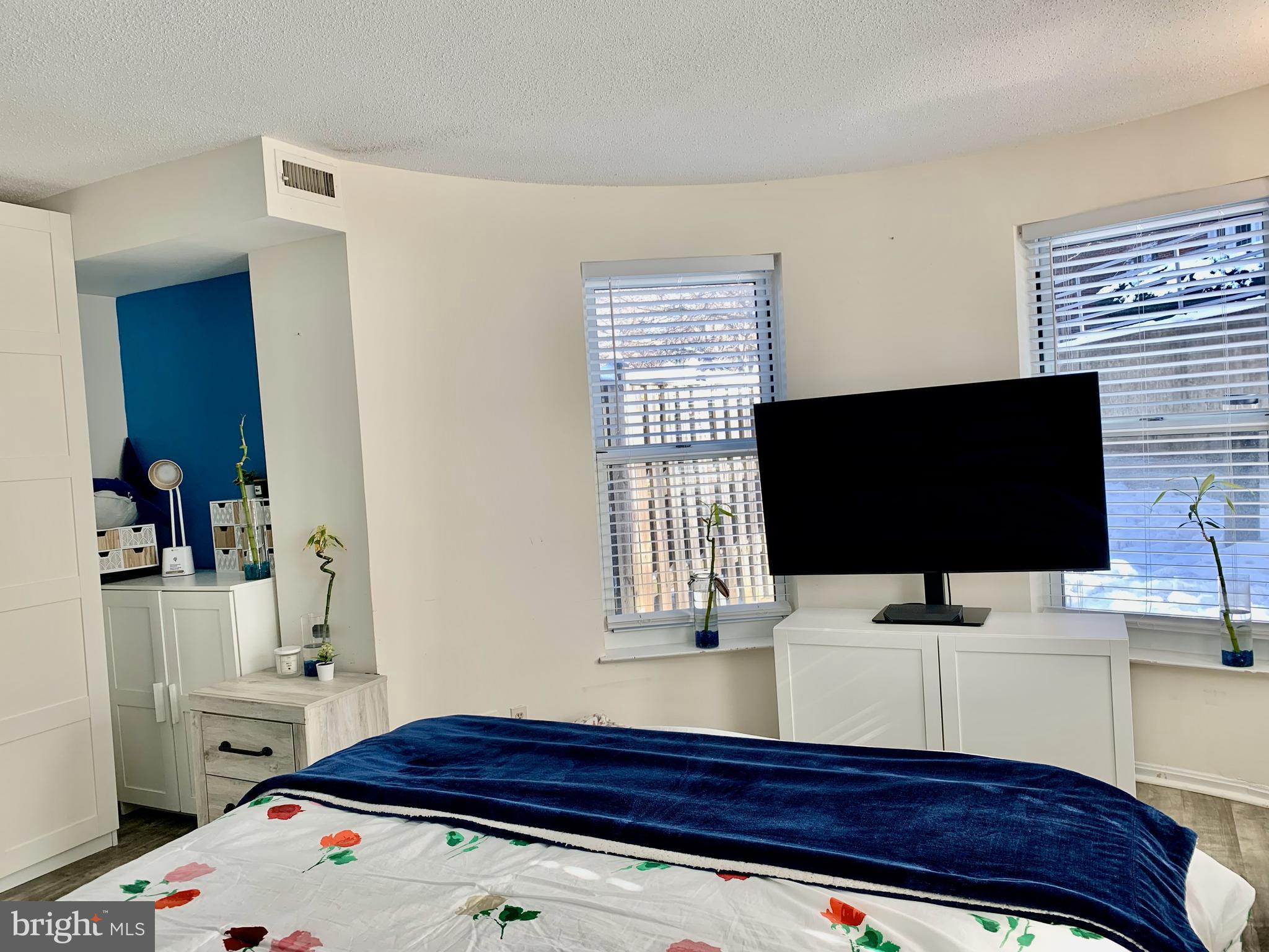 ASTORIA CONDOMINIUM - Residential