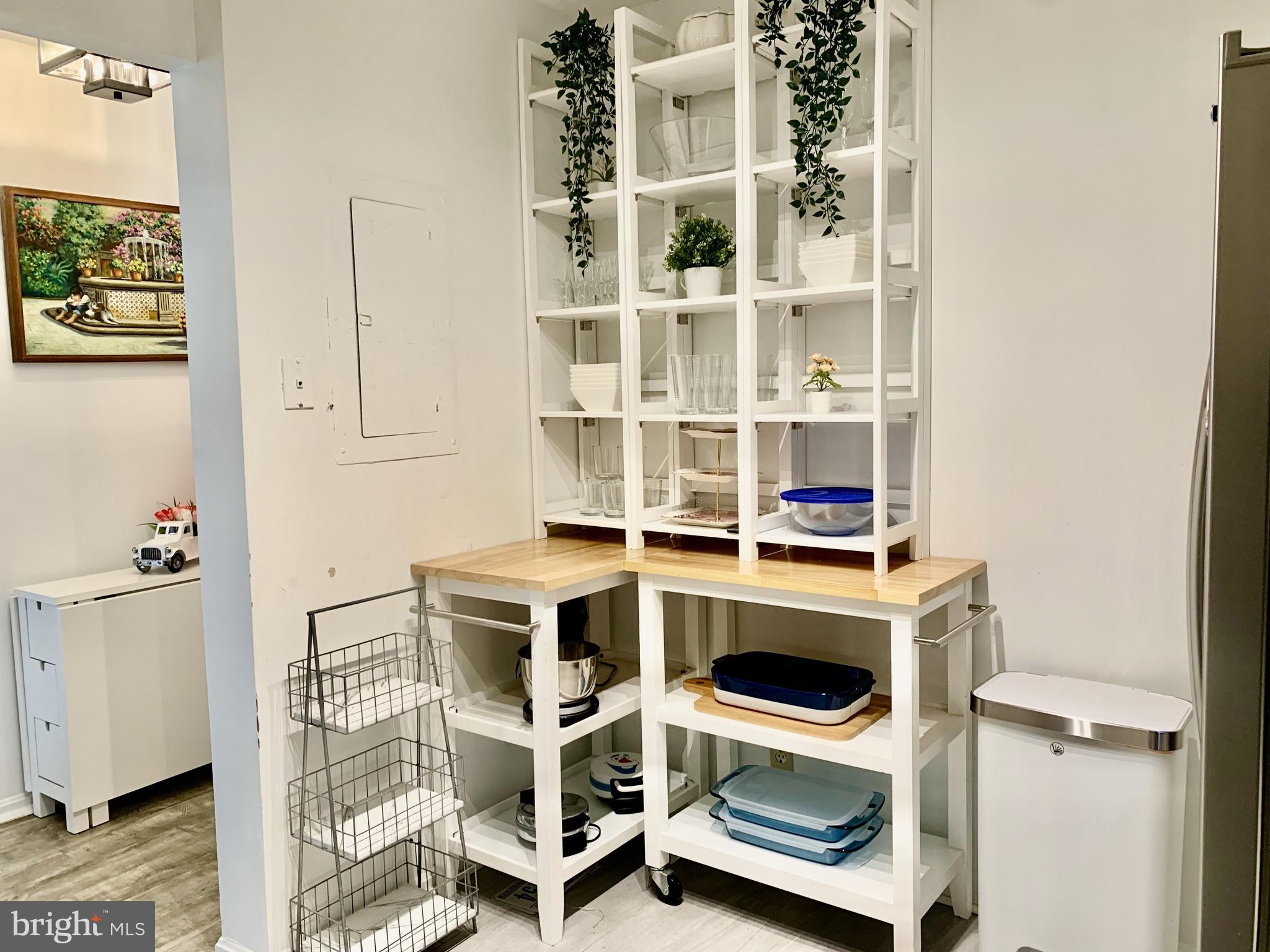 ASTORIA CONDOMINIUM - Residential