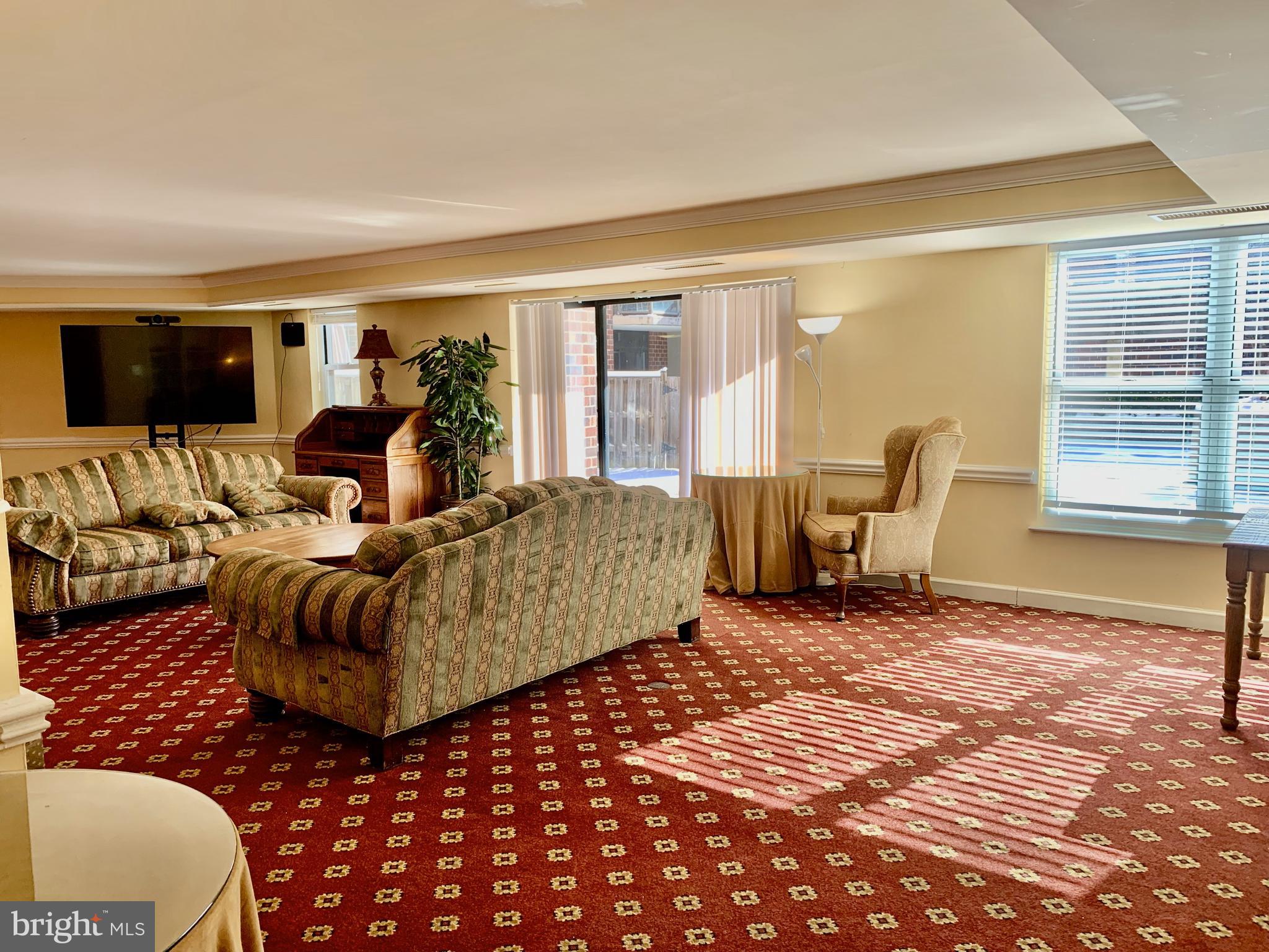 ASTORIA CONDOMINIUM - Residential