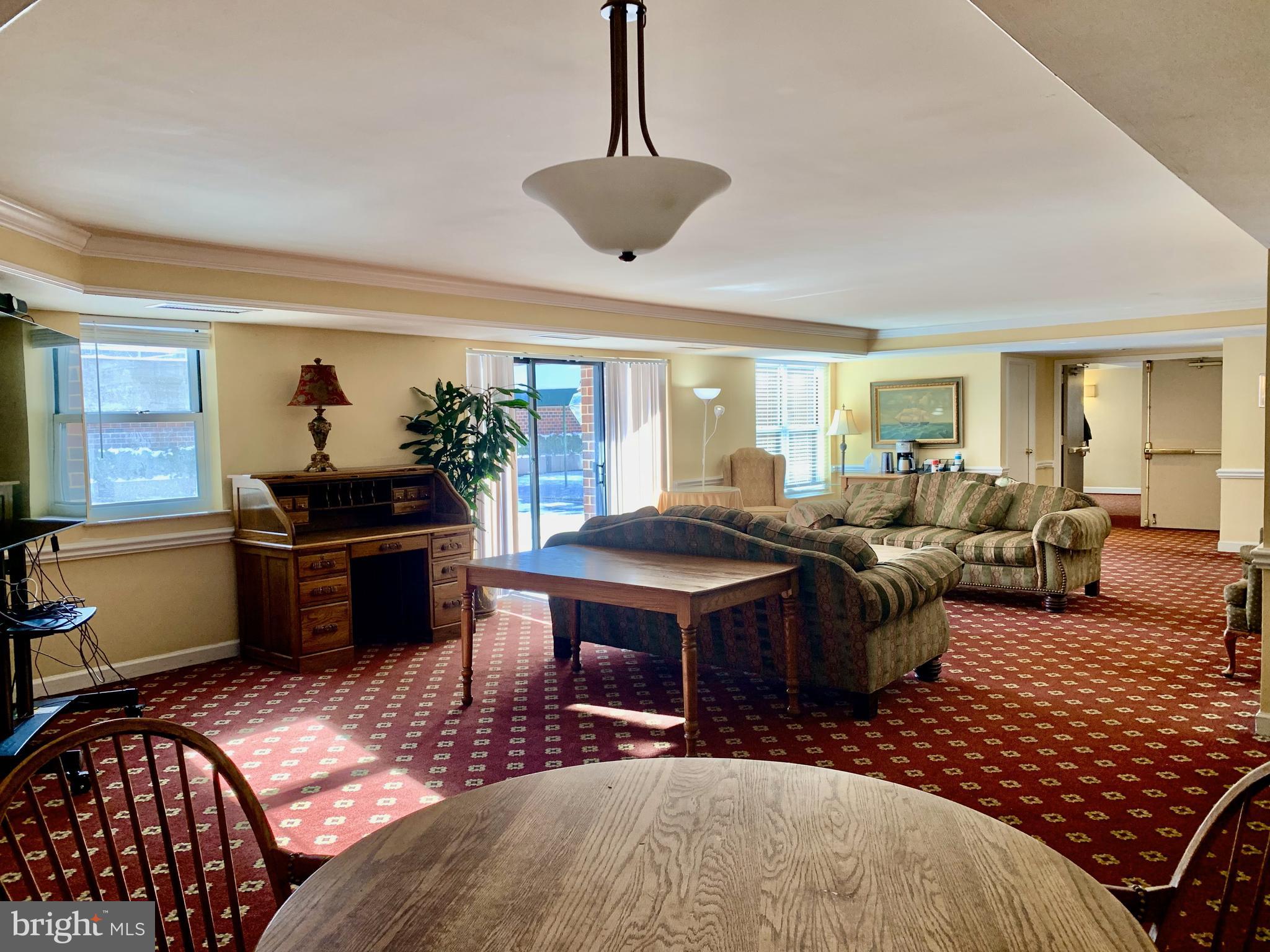 ASTORIA CONDOMINIUM - Residential