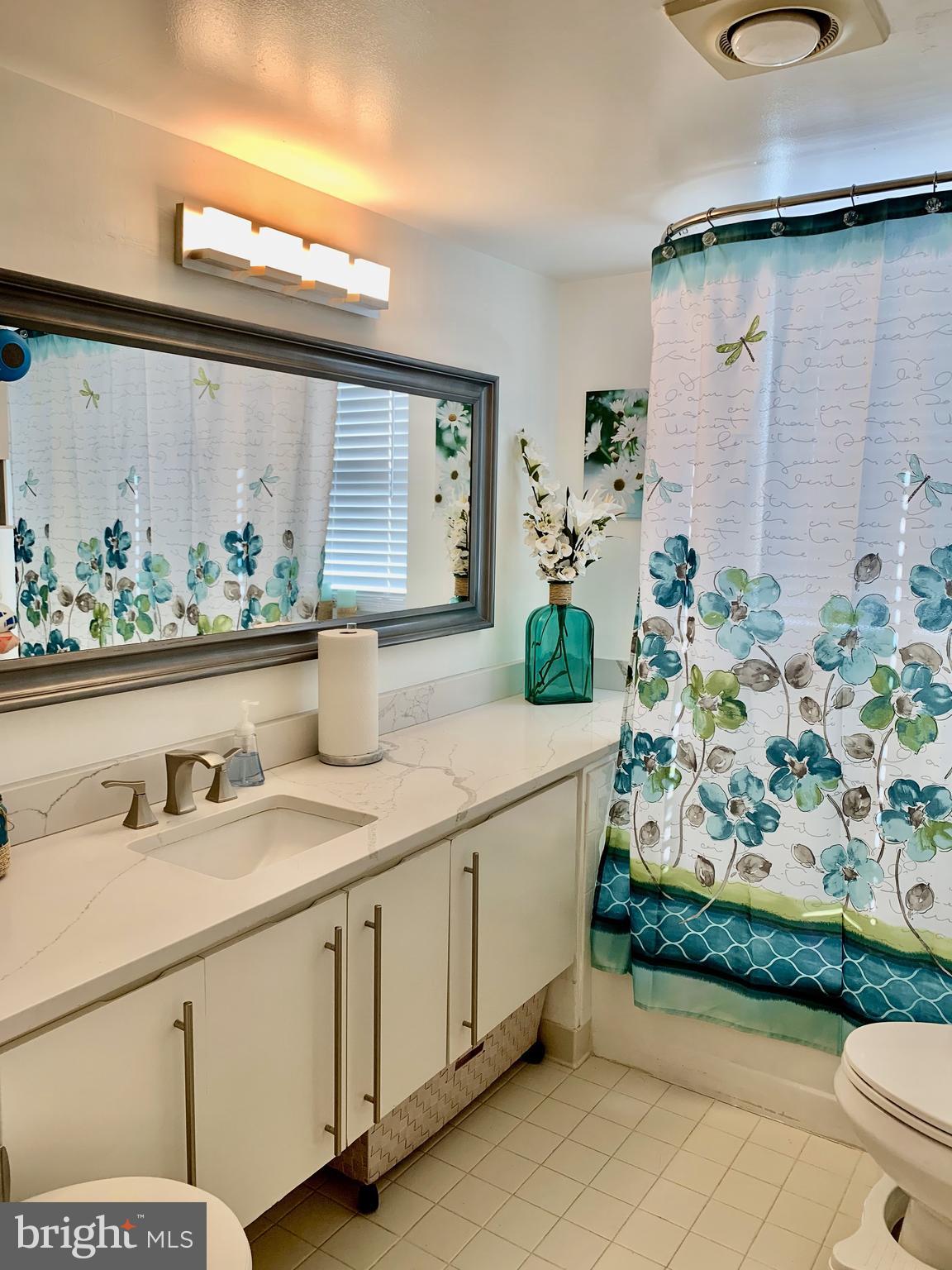 ASTORIA CONDOMINIUM - Residential