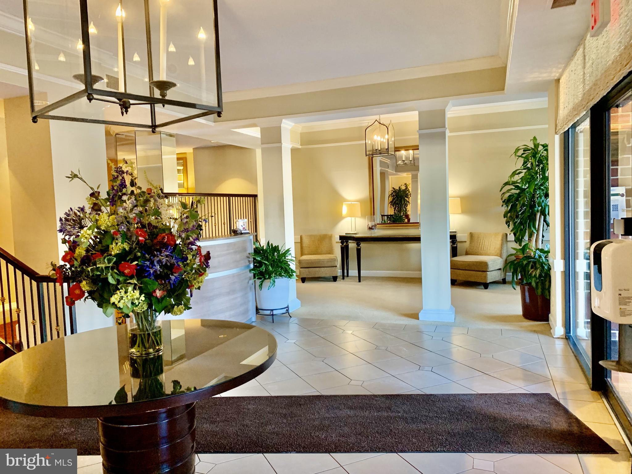 ASTORIA CONDOMINIUM - Residential