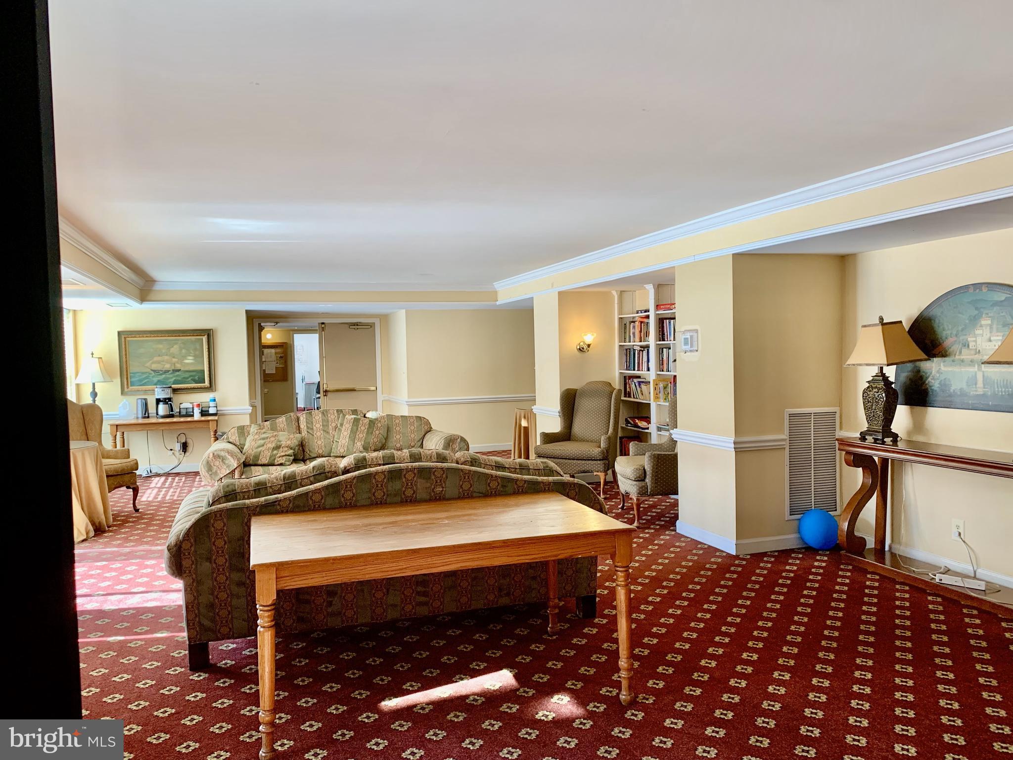 ASTORIA CONDOMINIUM - Residential
