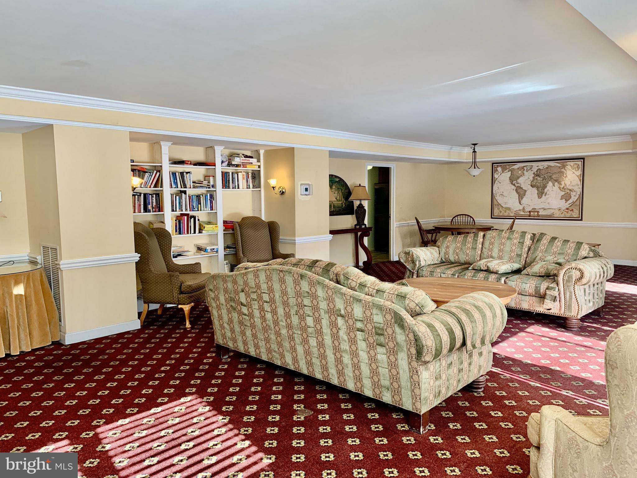 ASTORIA CONDOMINIUM - Residential
