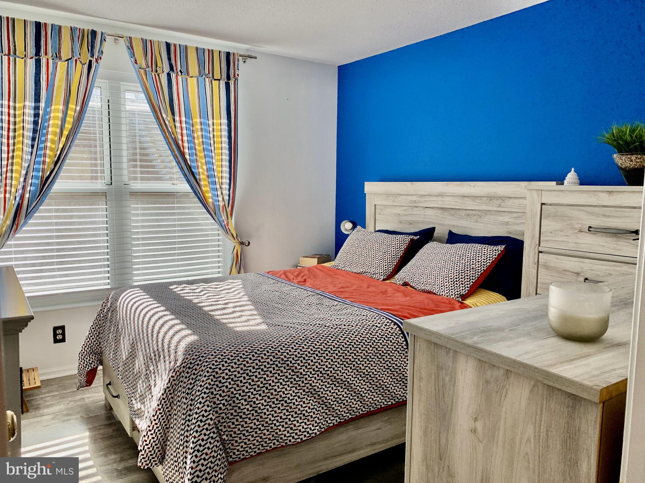 ASTORIA CONDOMINIUM - Residential