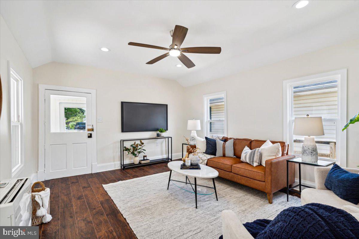 DOWNTOWN FREDERICK - Residential