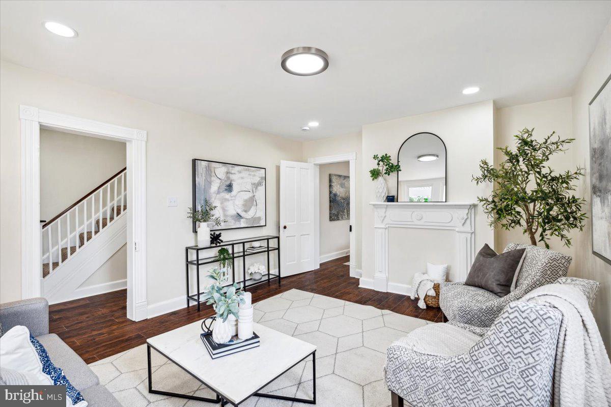 DOWNTOWN FREDERICK - Residential