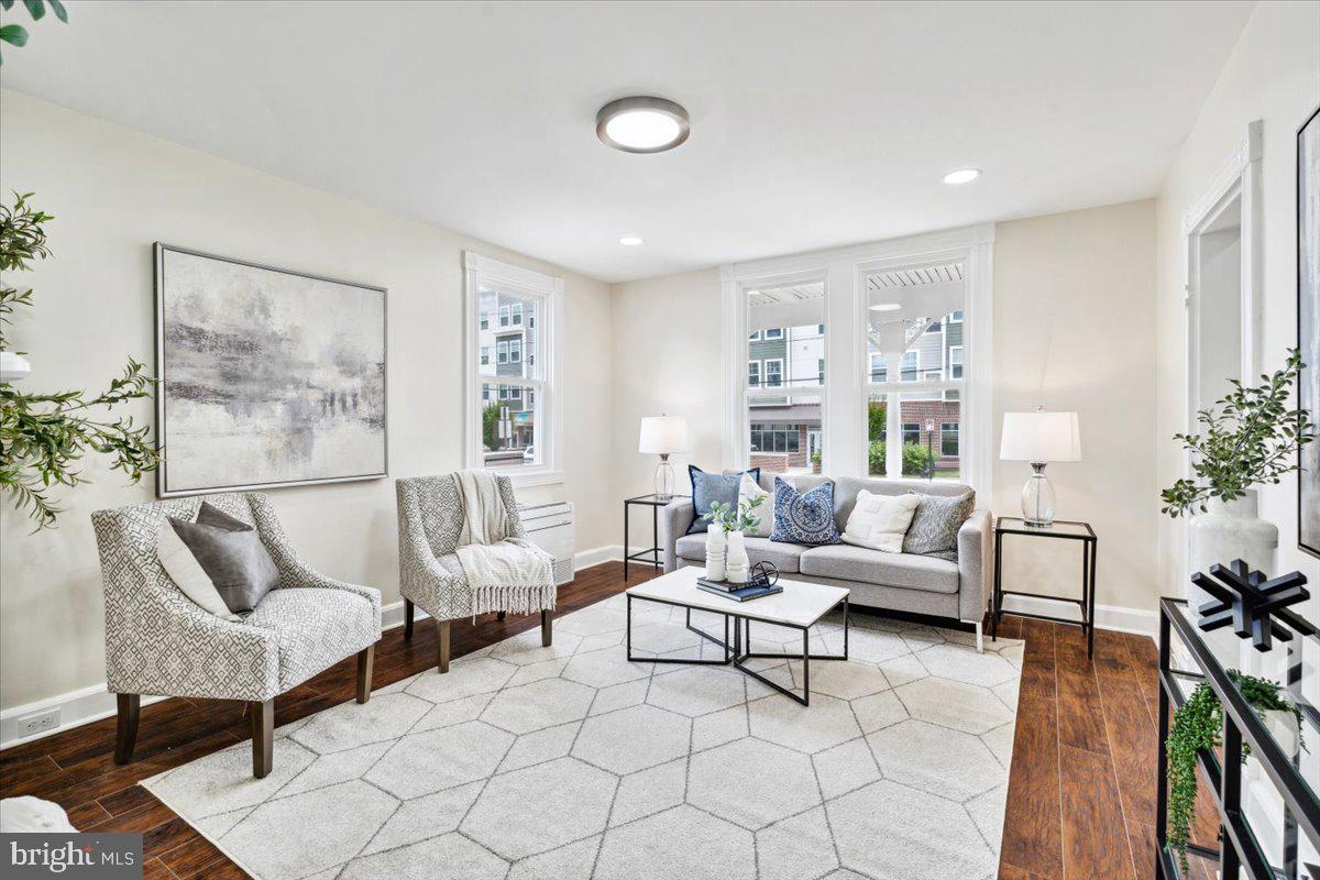 DOWNTOWN FREDERICK - Residential