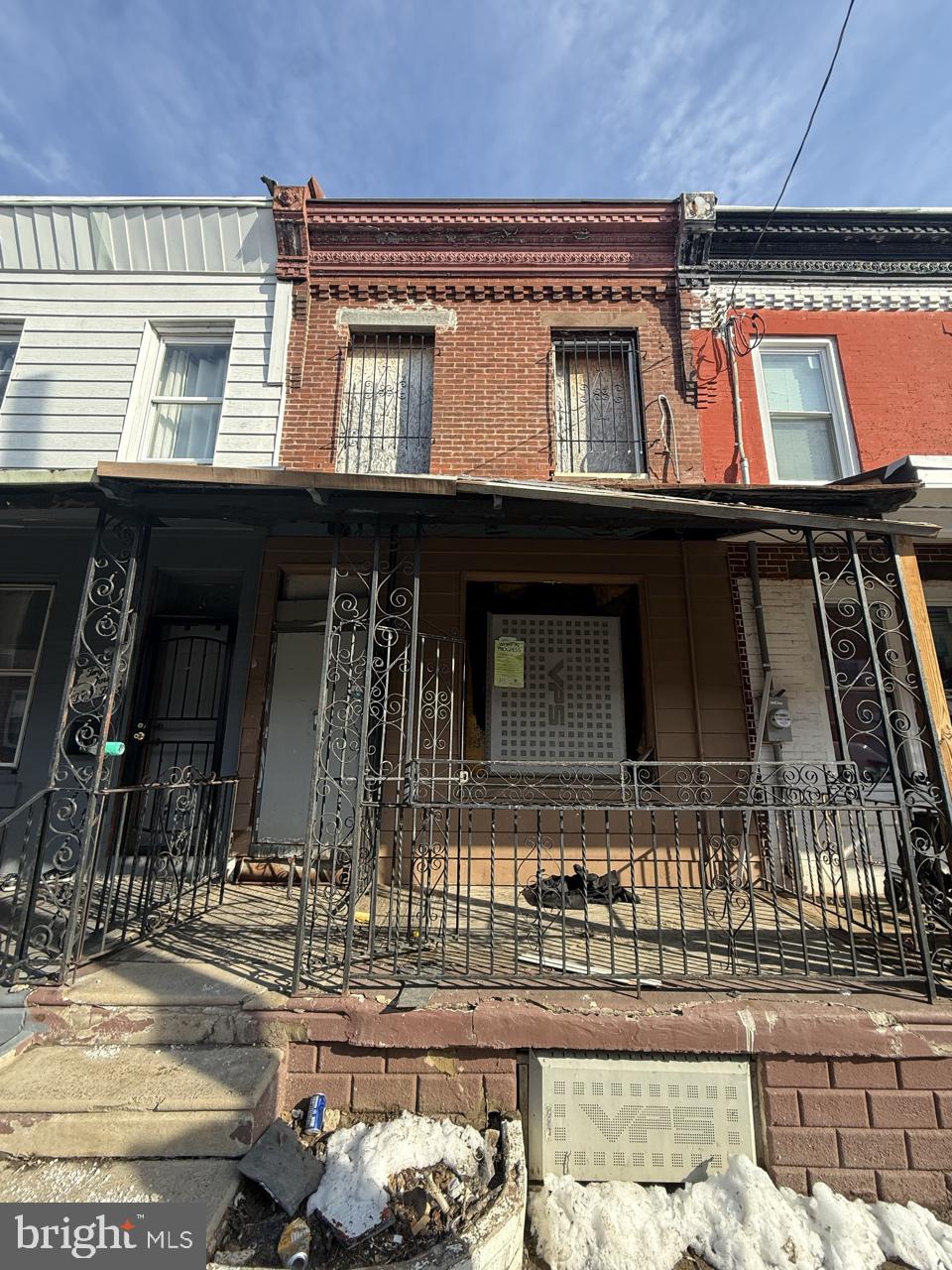 DEVELOPERS and SEASONED INVESTORS!!
2443 W. Oakdale St. presents a rare, blank-canvas opportunity in the highly active 19132 market. This property requires a full, top-to-bottom renovation, offering the ideal "ground-up" foundation for your next high-return project.

Whether your strategy is a high-end flip to capitalize on neighborhood appreciation or a long-term hold to build a performing rental portfolio, this property provides the structural bones to execute your vision.

Investment Highlights:
Total Customization: Perfect candidate for a full gut-rehab. Optimize the floor plan to meet modern buyer/tenant preferences and maximize your ARV (After Repair Value).
Strategic Location: Situated in an area experiencing consistent growth, offering excellent proximity to major transit corridors and local amenities.
Scalable upside: This is an "as-is" value-add play designed for professionals who know how to manage costs and deliver quality results.
This is a developer’s project—bring your design plans, your general contractor, and your vision to turn this into a neighborhood standout.