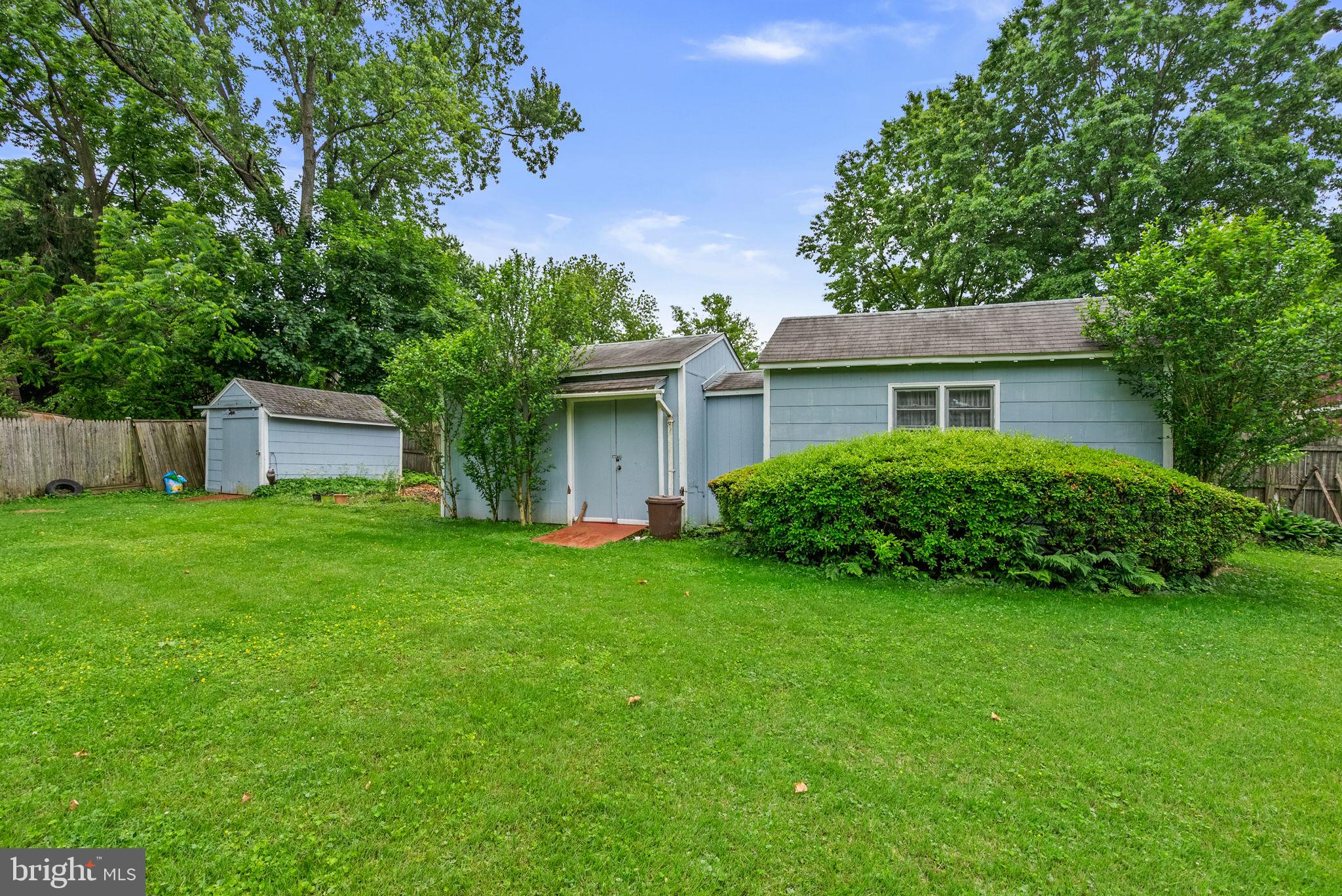 COLESVILLE OUTSIDE - Residential