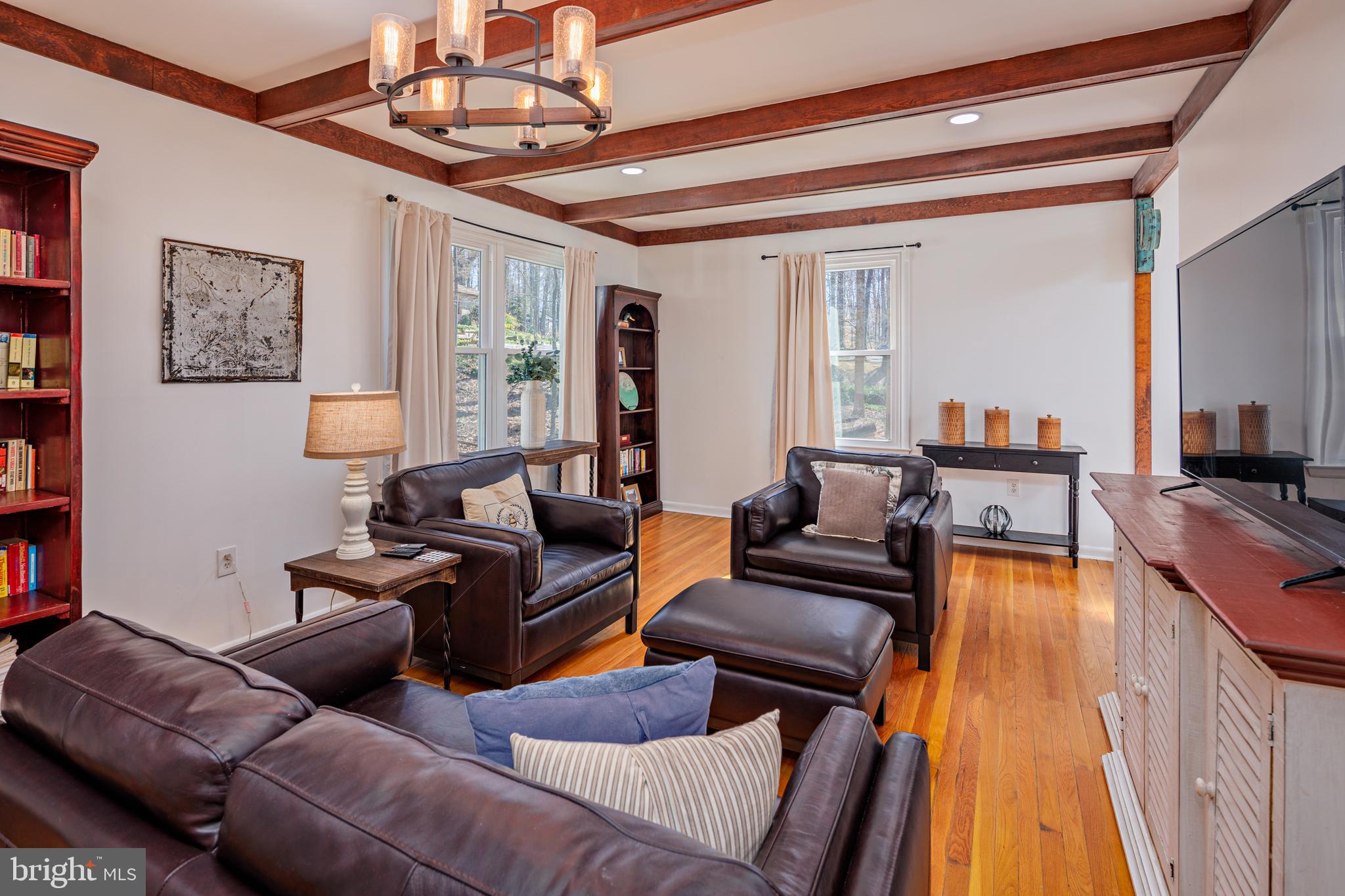 CAVES PARK - Residential