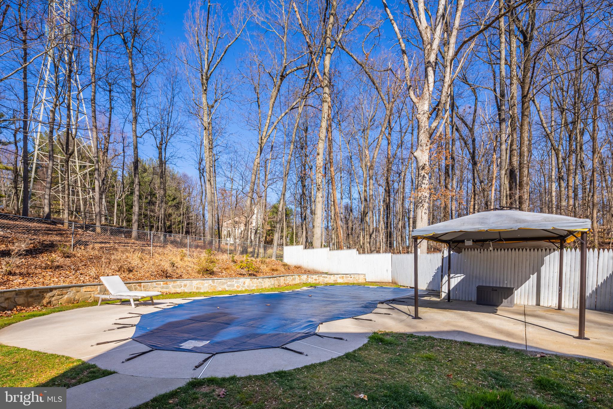 CAVES PARK - Residential
