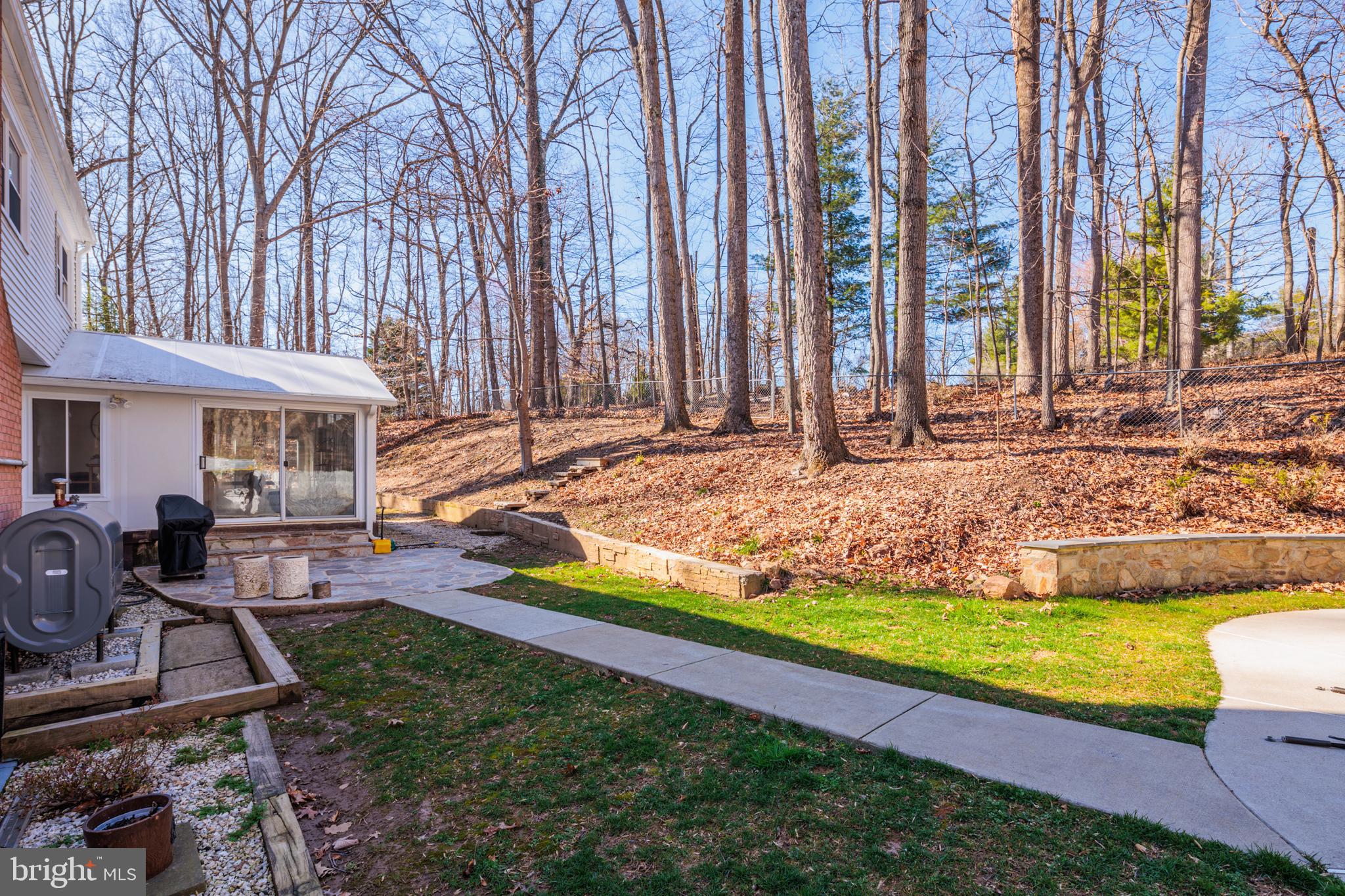 CAVES PARK - Residential