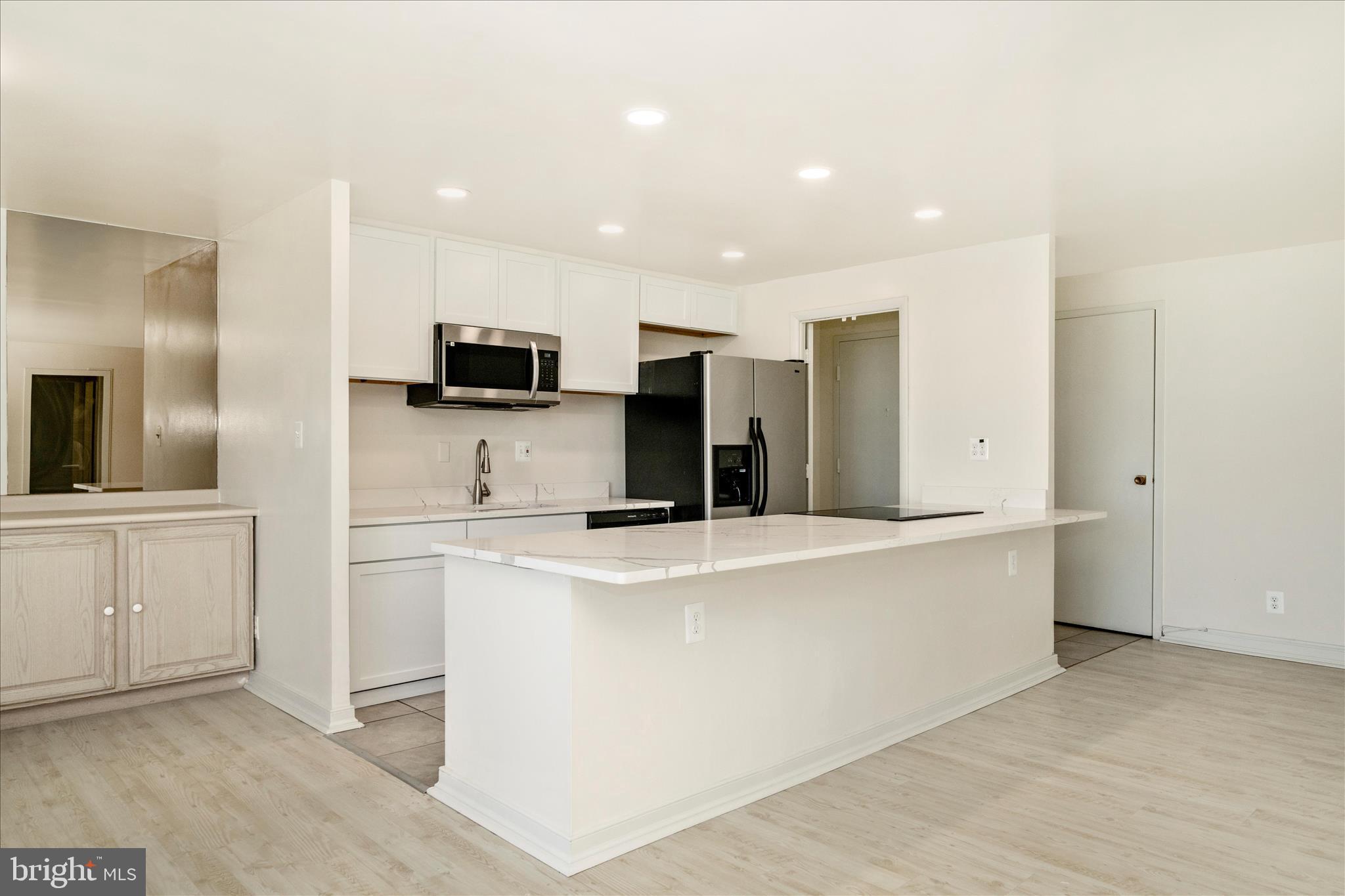 WASHINGTON TOWER - Residential