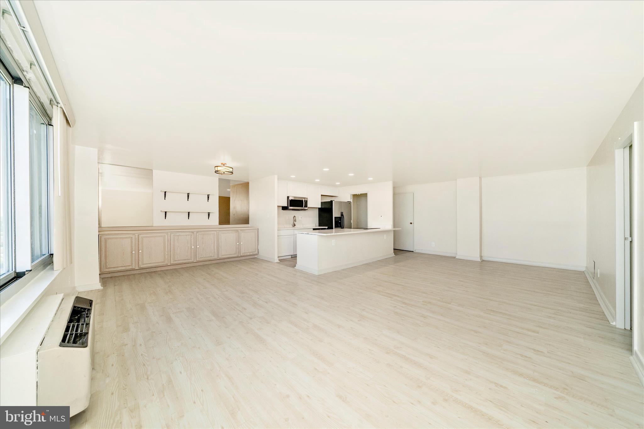 WASHINGTON TOWER - Residential