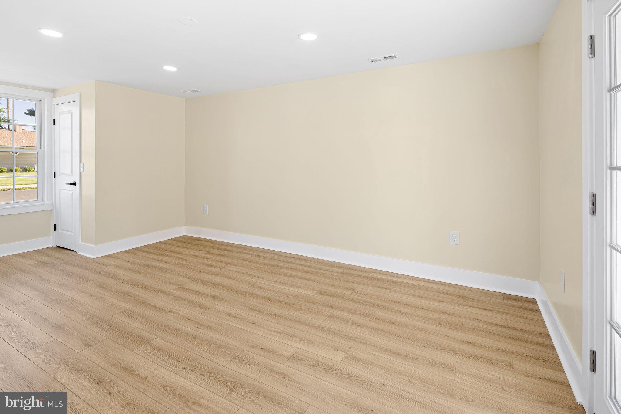 FAIRLESS HILLS - Residential