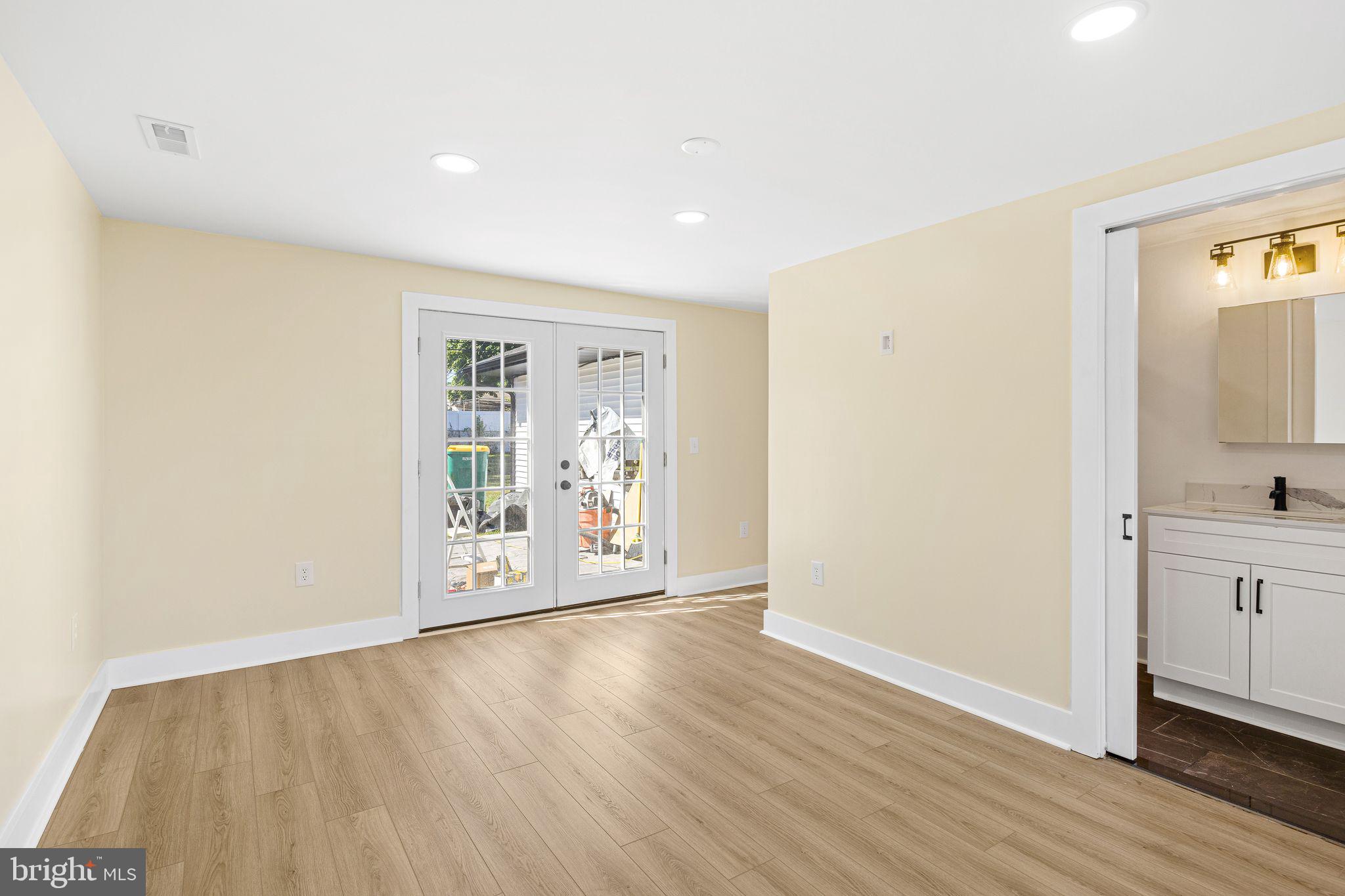 FAIRLESS HILLS - Residential