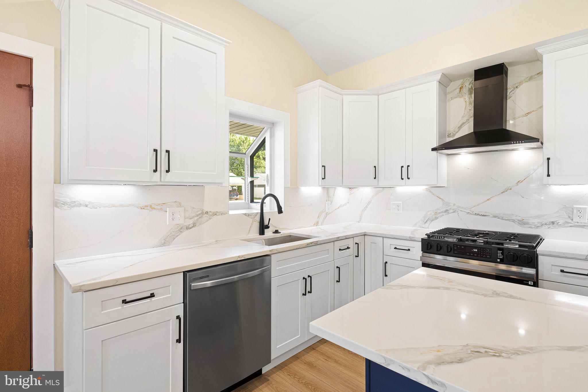 FAIRLESS HILLS - Residential