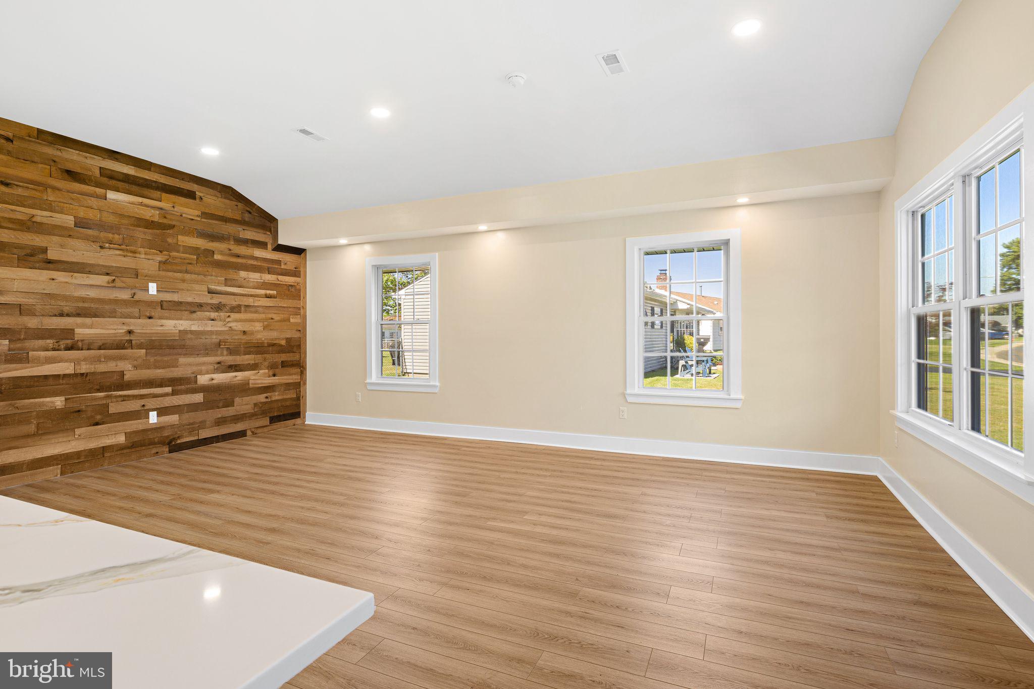 FAIRLESS HILLS - Residential