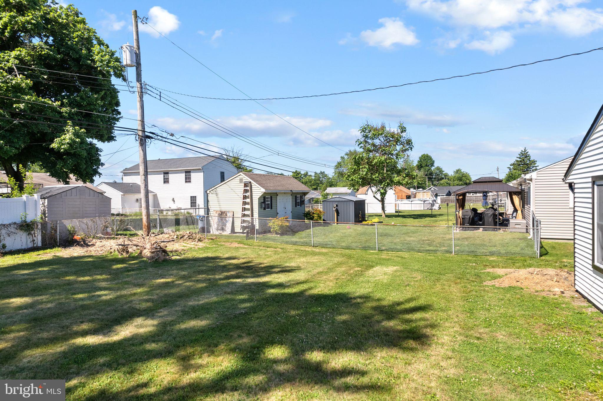 FAIRLESS HILLS - Residential