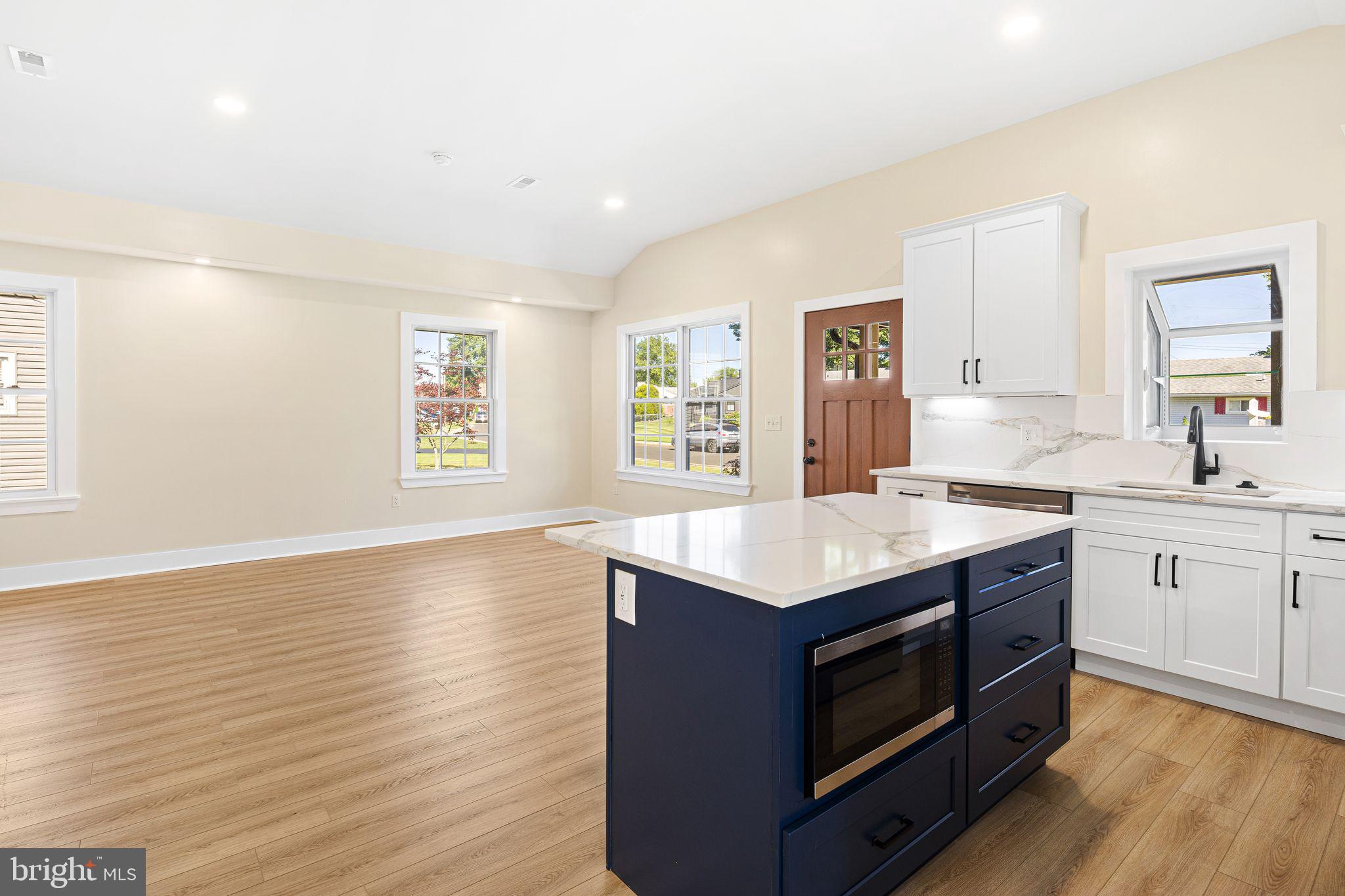 FAIRLESS HILLS - Residential