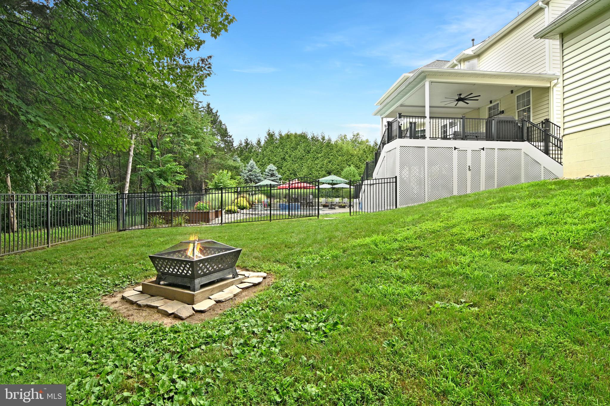 TALL CEDAR ESTATES - Residential