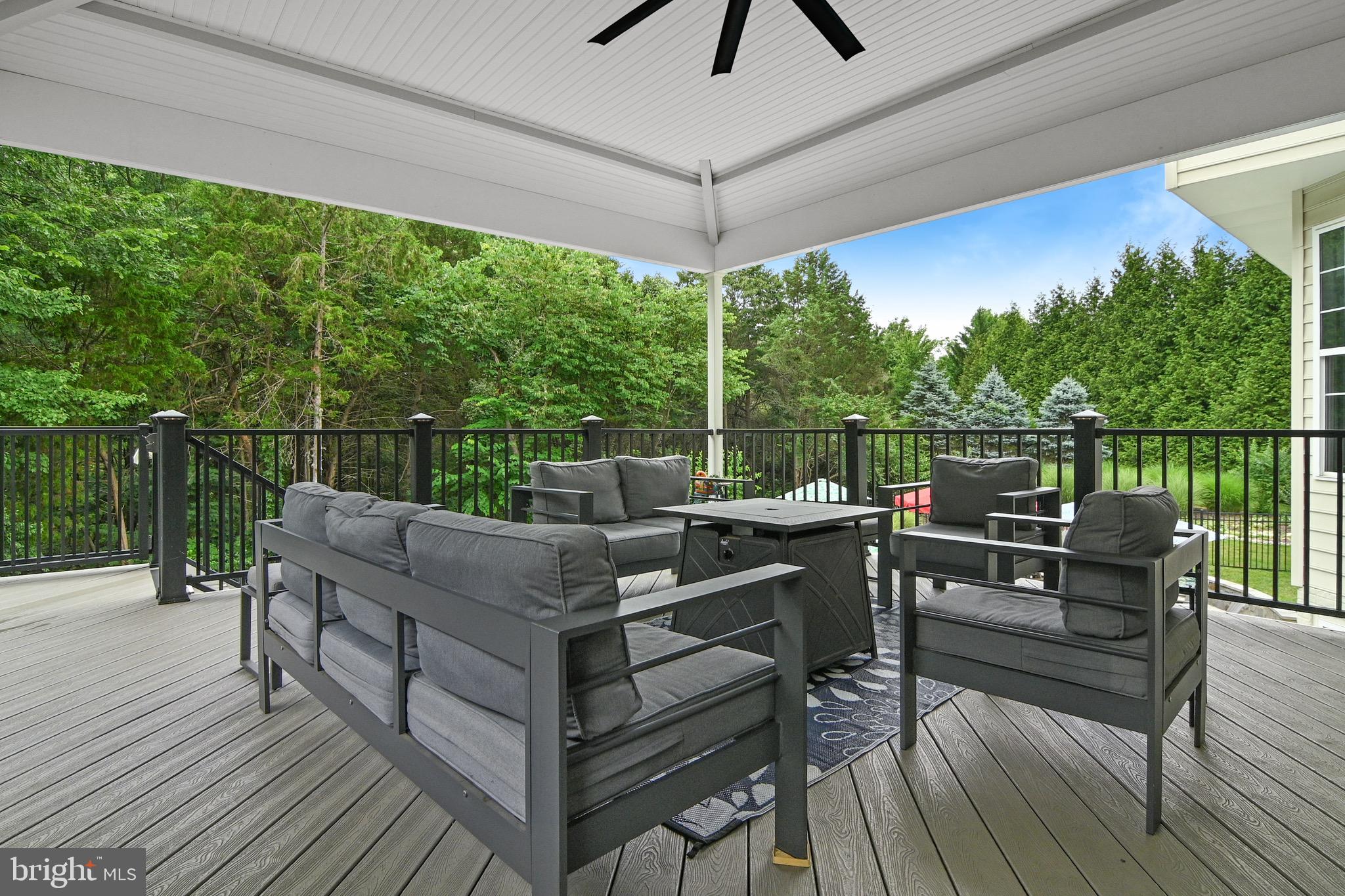 TALL CEDAR ESTATES - Residential