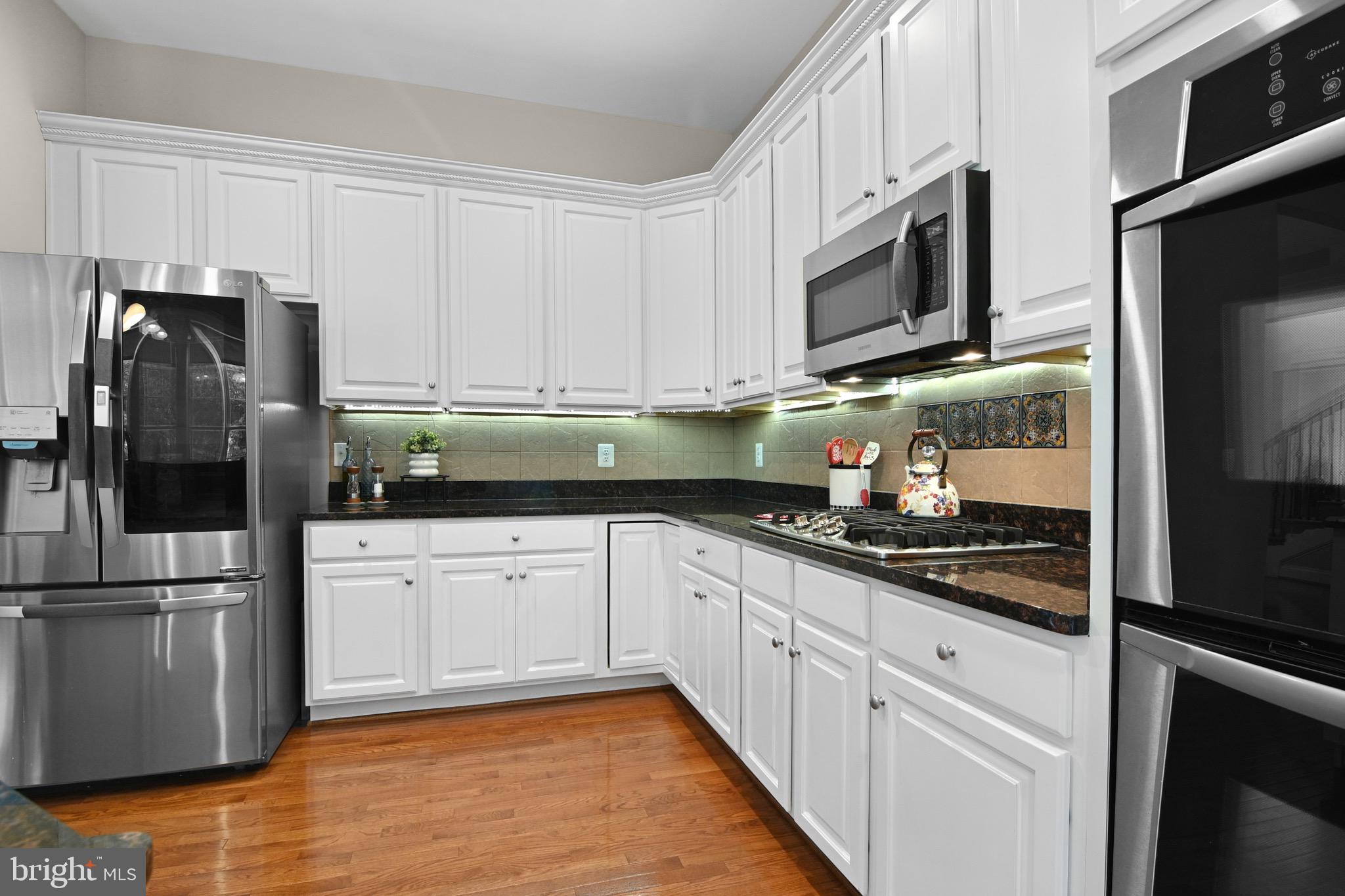 TALL CEDAR ESTATES - Residential