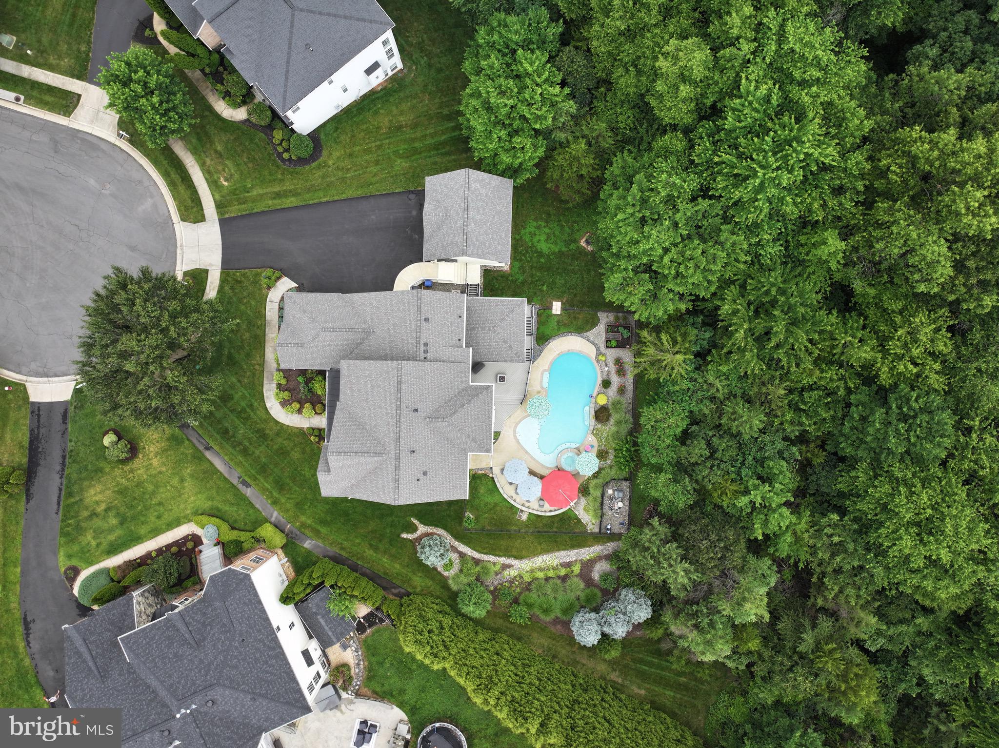 TALL CEDAR ESTATES - Residential